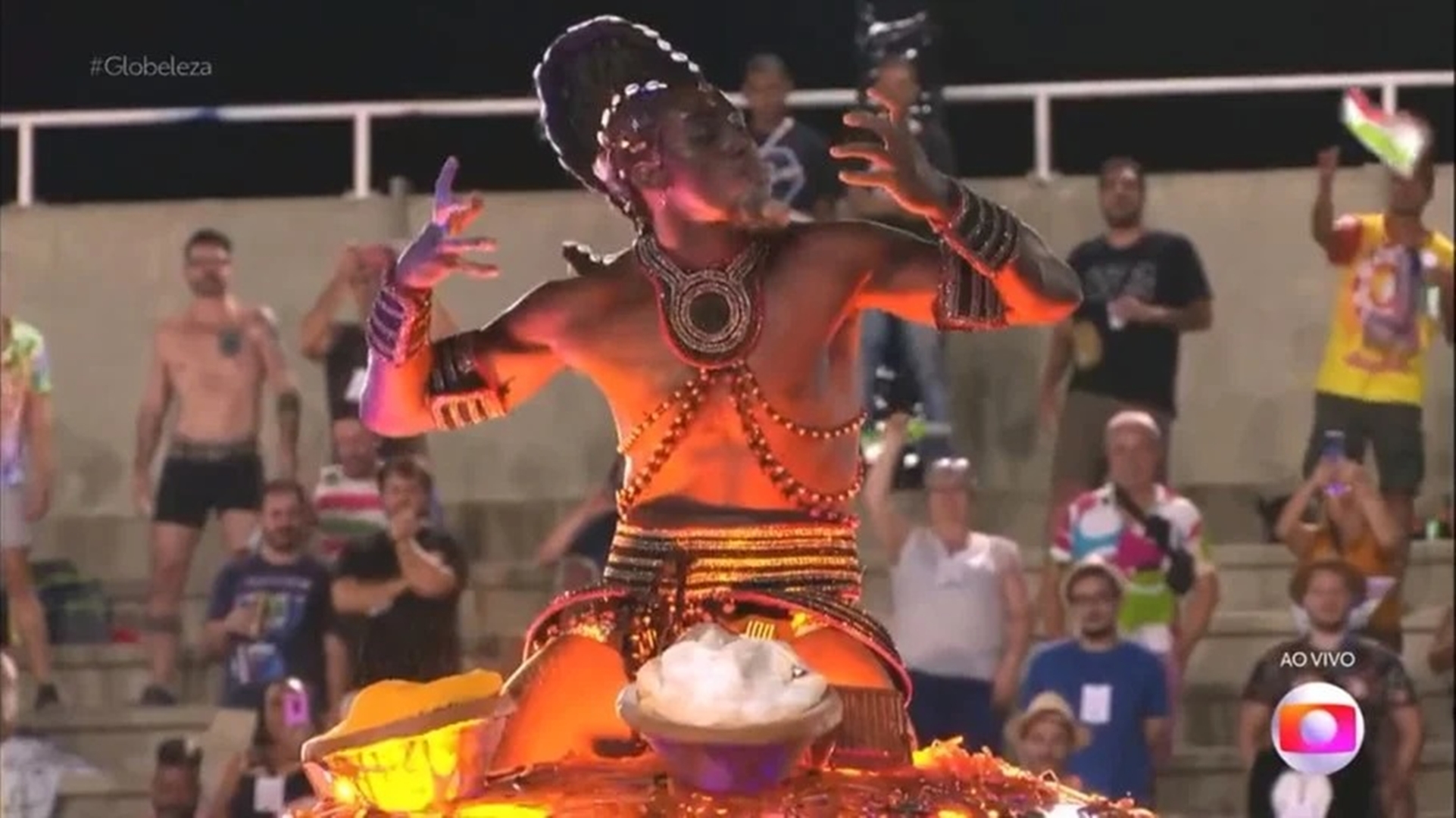 Orixá virou destaque no Carnaval de 2022 e emocionou; relembre quem ganhou
