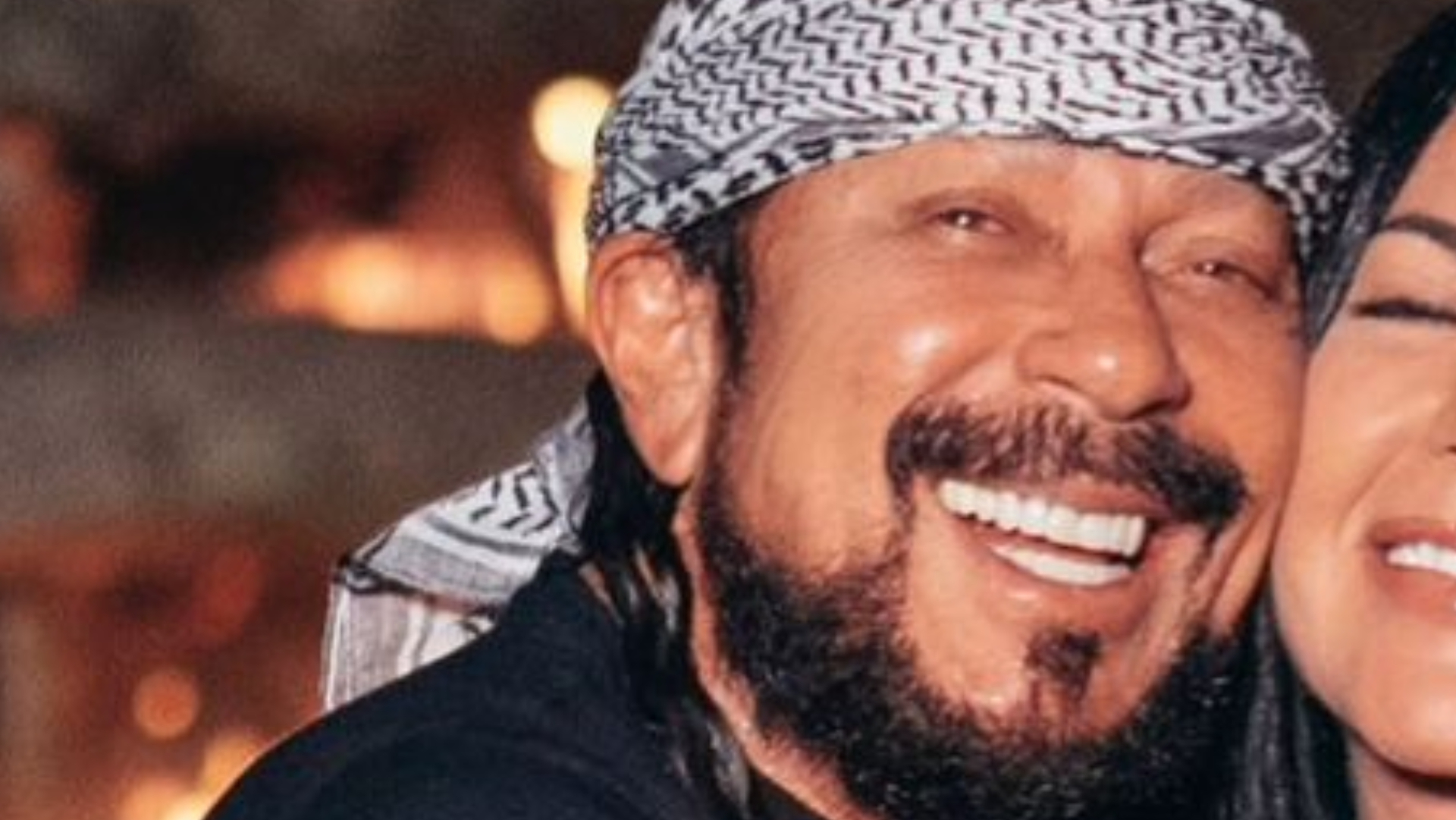 Bell Marques posta foto rara e celebra 42 anos com a esposa: ”Não duvidei do nosso amor”