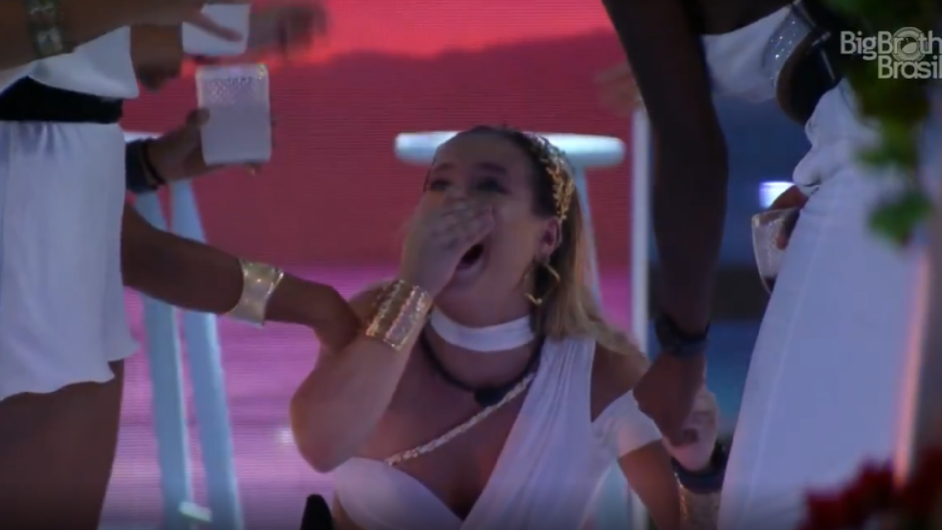 BBB 23: Bruna Griphao se emociona ao ouvir sua música durante festa