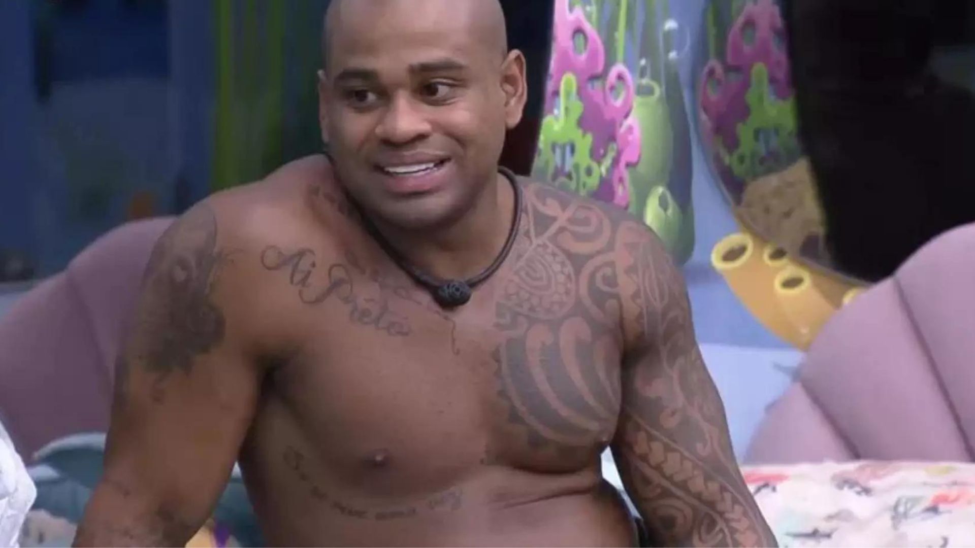 BBB23: Cézar Black surpreende ao revelar que está caidinho por sister: “Mexe comigo”