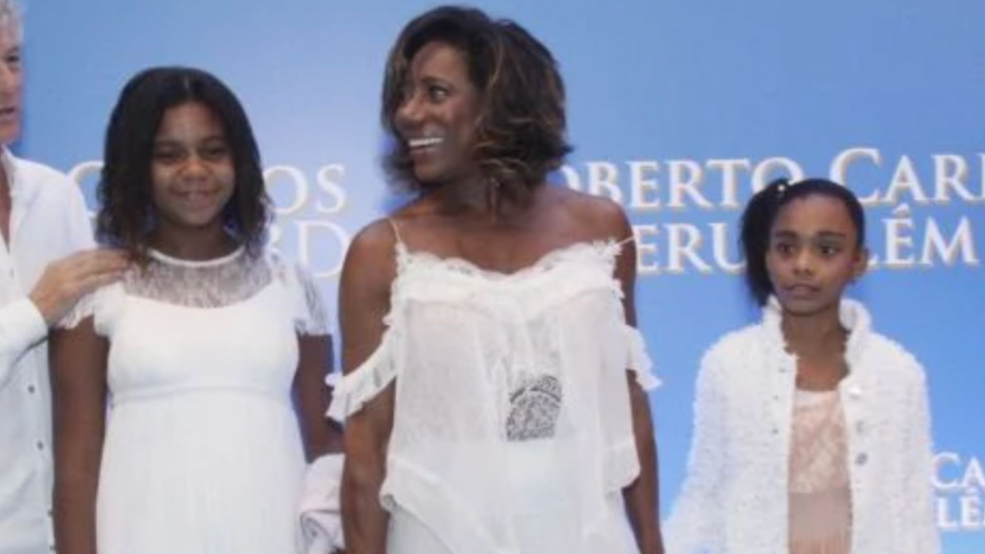 Oito anos casados: foto rara de Gloria Maria com o marido francês reaparece