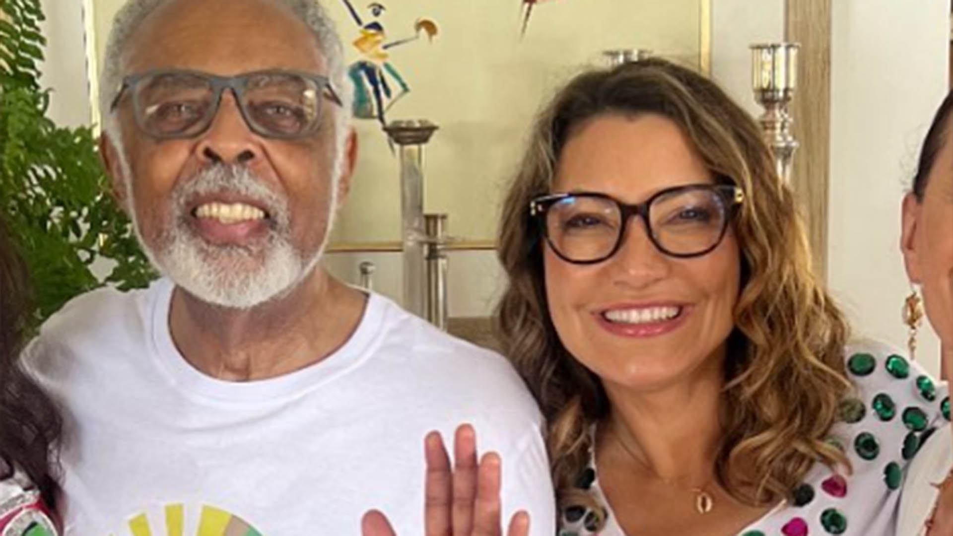 Esposa de Lula, Janja curte o carnaval com Gilberto Gil em Salvador