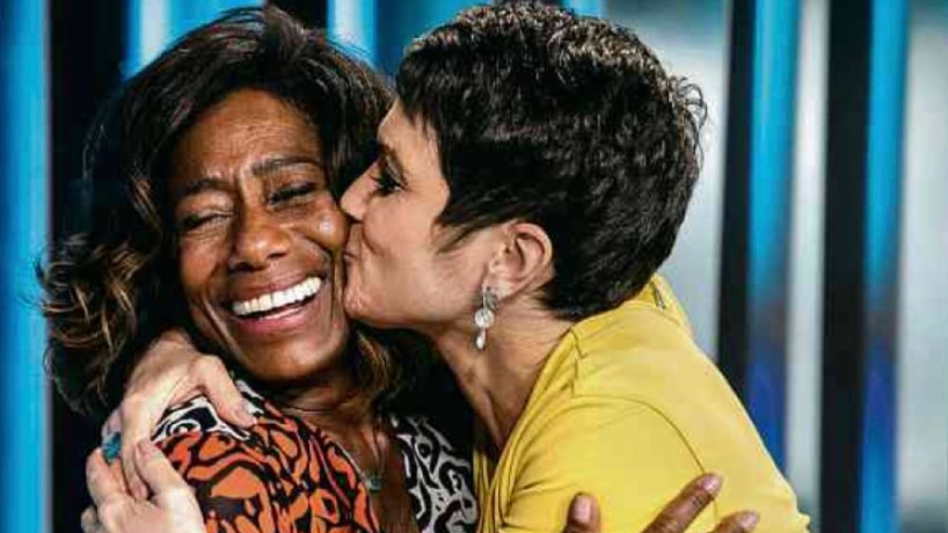 Última parceira de Gloria Maria na TV, Sandra Annenberg faz homenagem singela