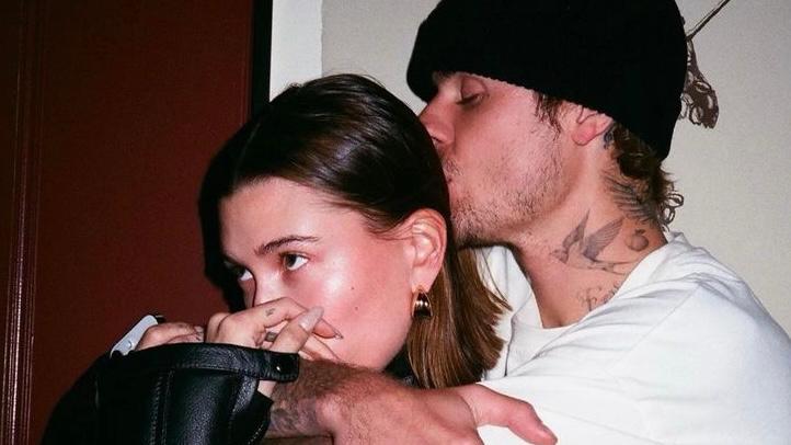 Em meio a chuva de polêmicas, Hailey Bieber parabeniza Justin Bieber por aniversário