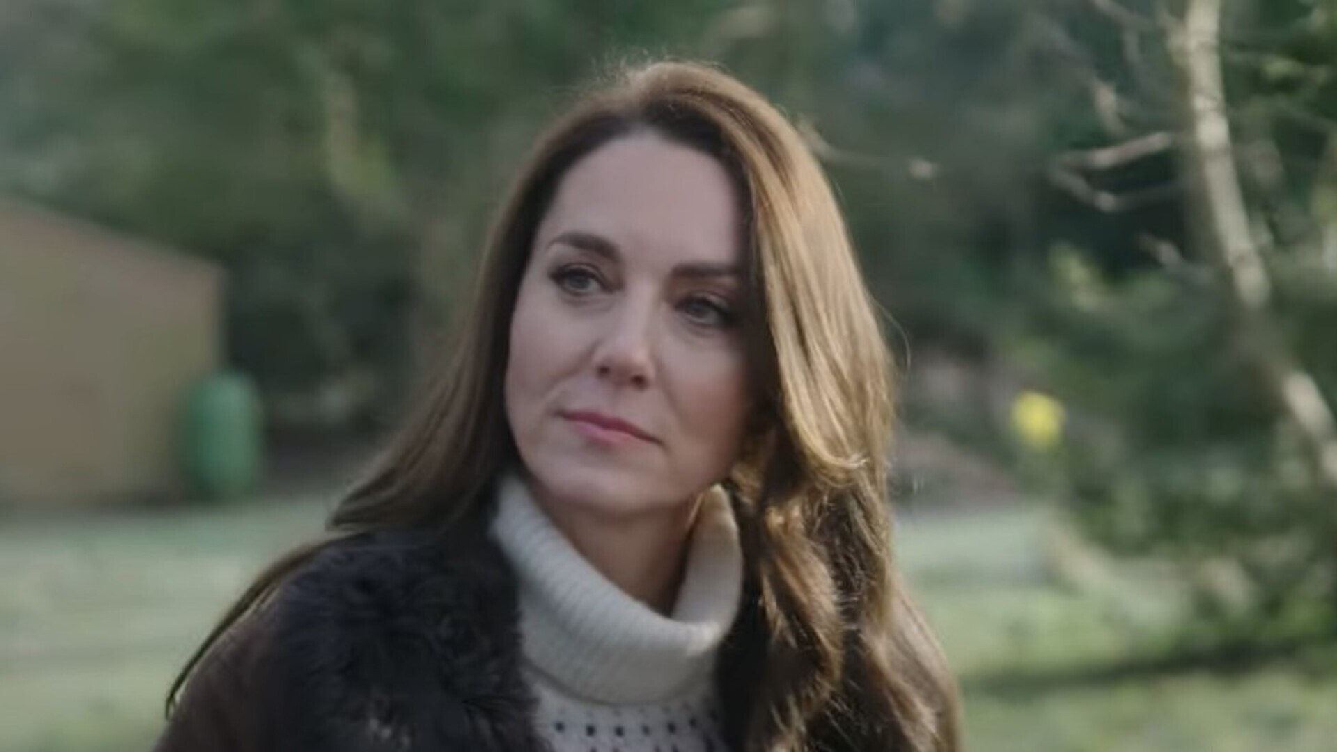 Em vídeo para as redes sociais, Kate Middleton fala sobre criar filhos: “É difícil hoje em dia”