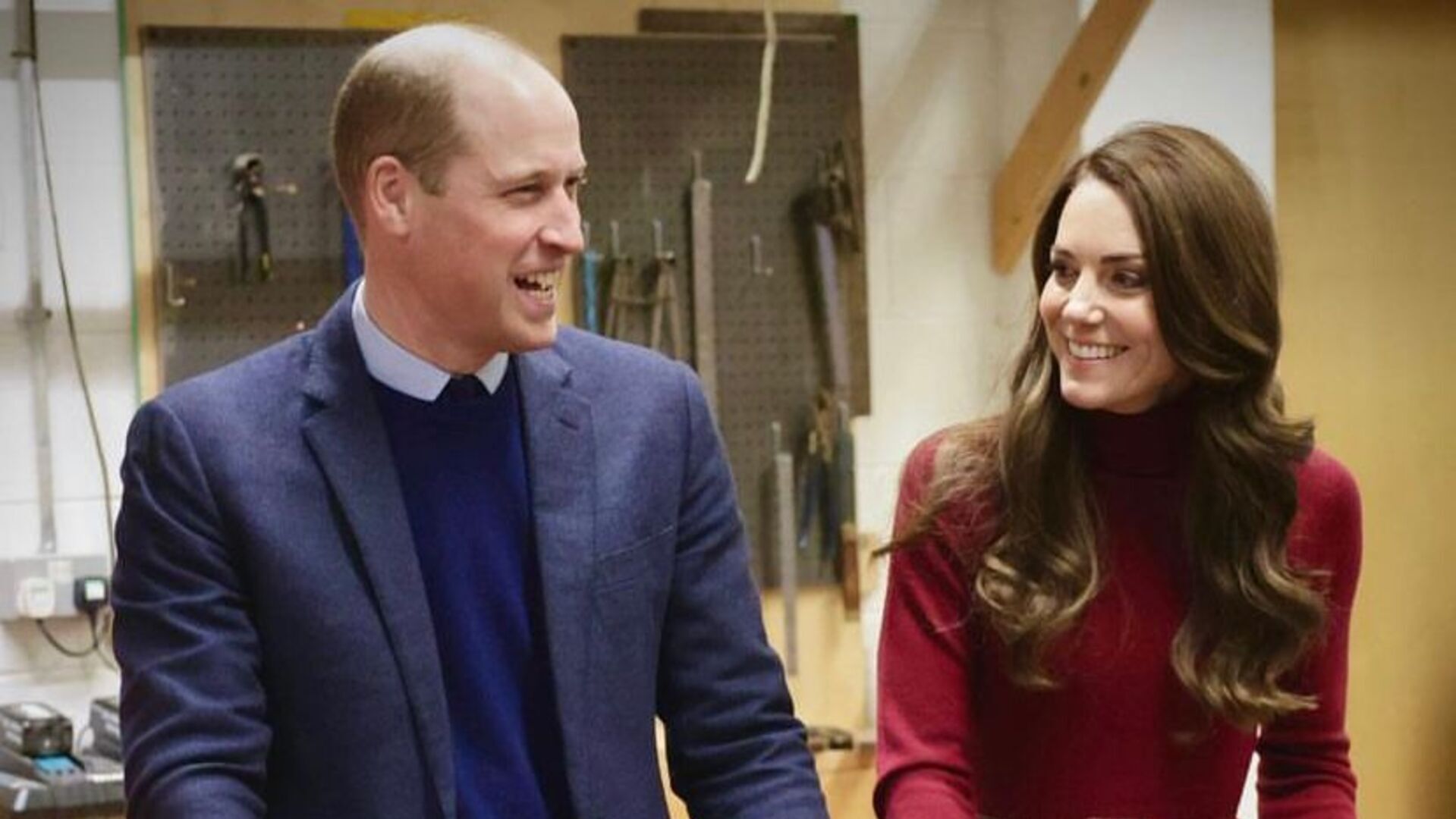 Kate Middleton e Príncipe William visitam condado britânico de Cornwall pela primeira vez com novo título real