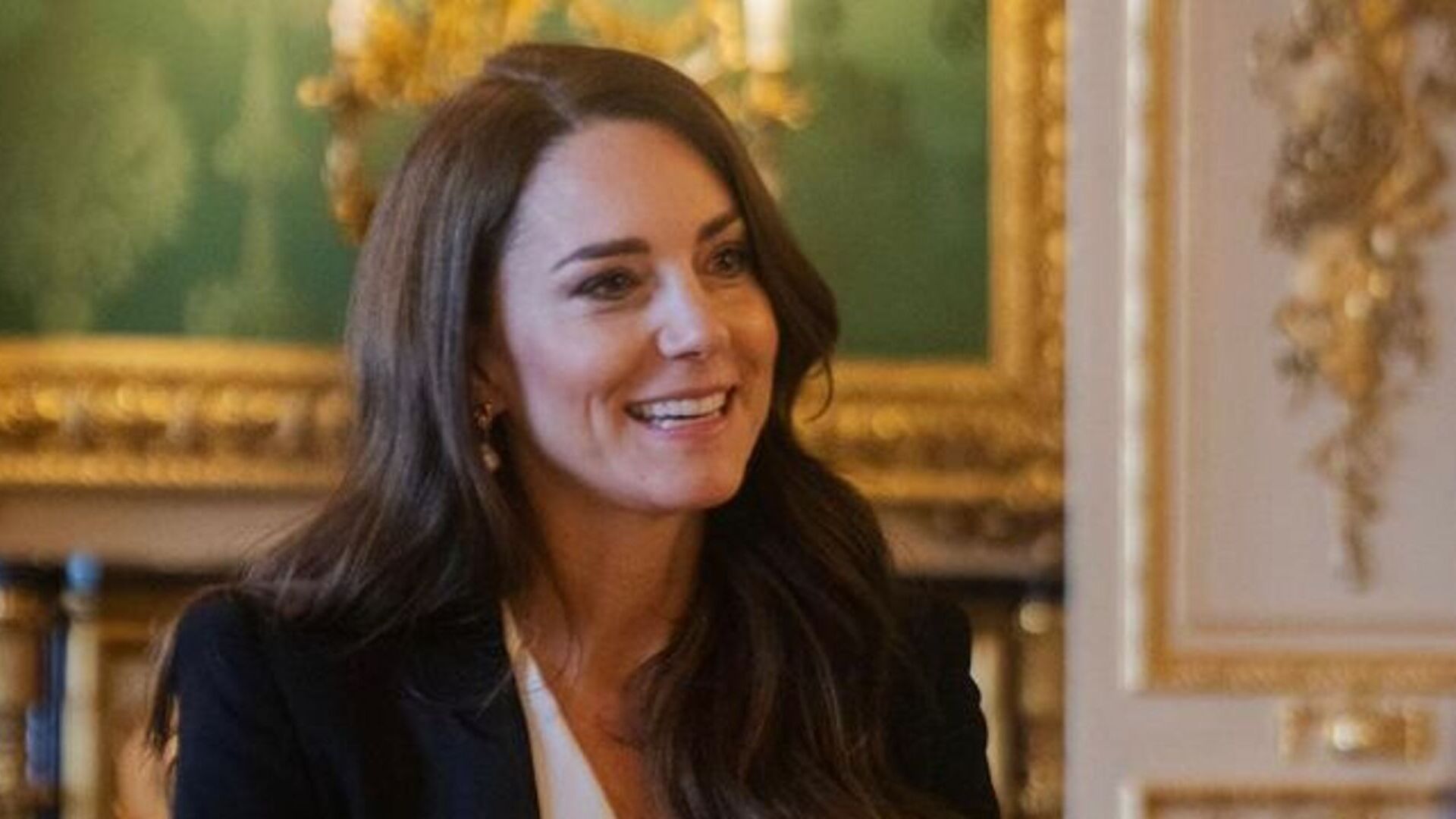 Durante visita real, Kate Middleton é elogiada por antigo professor: “Fantástica”