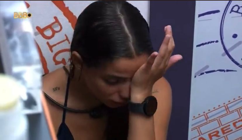 BBB23: Key Alves tem crise de choro na despensa: ‘Aguenta firme’
