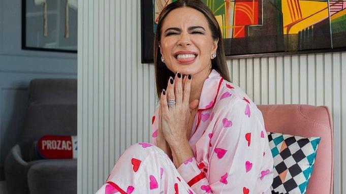 Após acidente, Luciana Gimenez confirma que será madrinha de bloco de Carnaval
