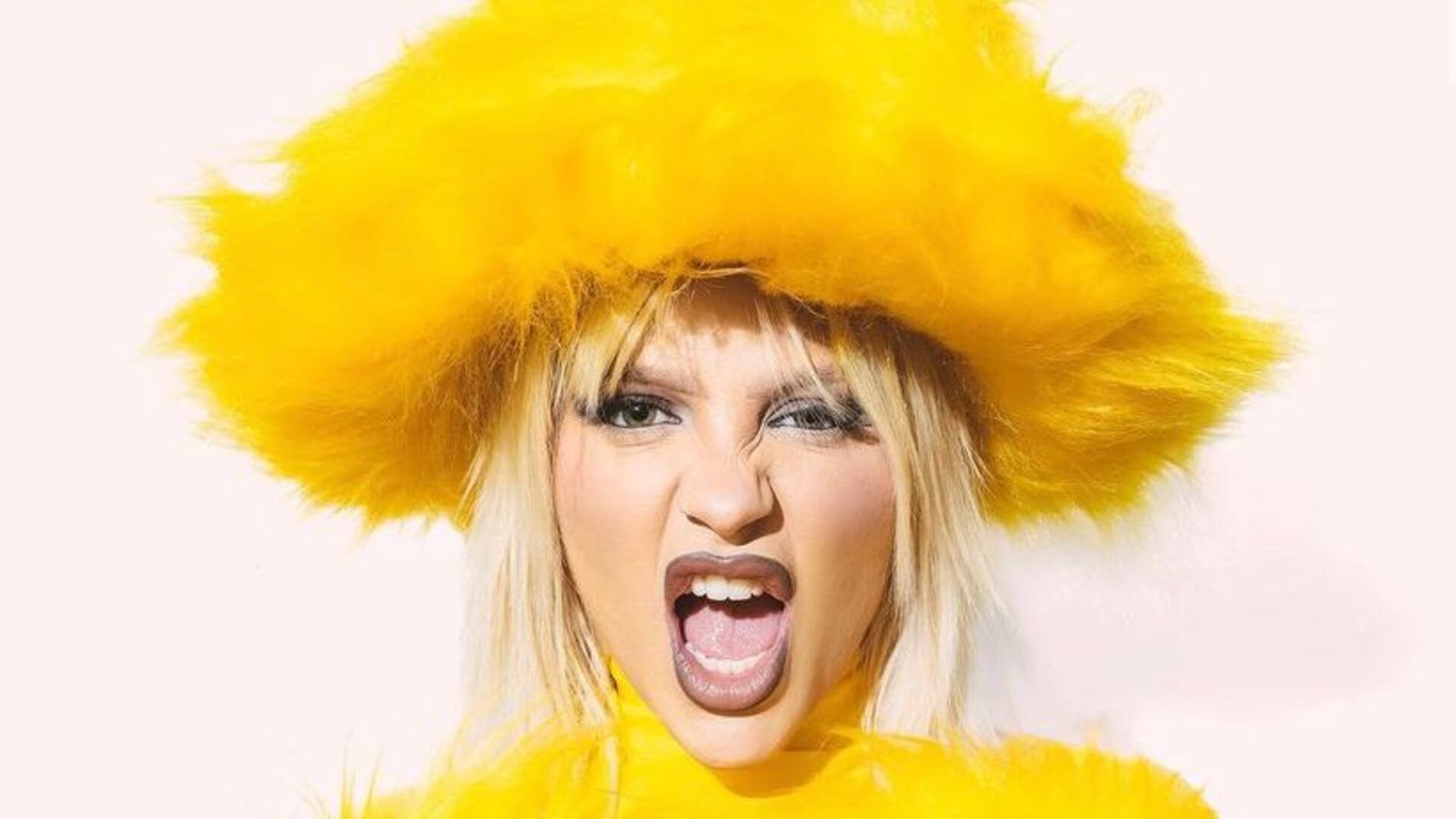 Luísa Sonza surpreende ao revelar sua última fantasia do Carnaval 2023