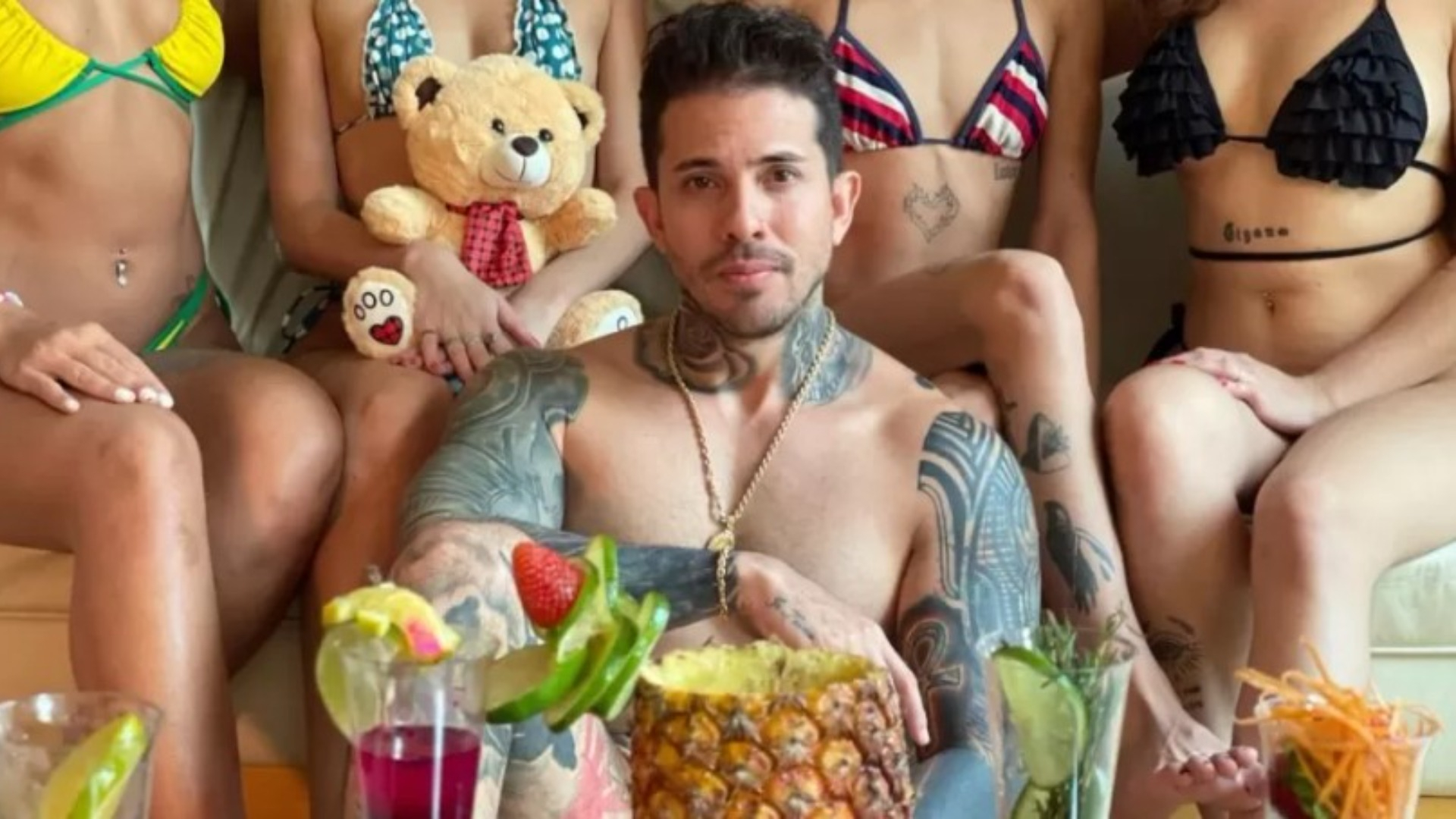 Quem é Arthur, o Urso? Conheça o influencer com seis esposas que vai desfilar no Carnaval de São Paulo