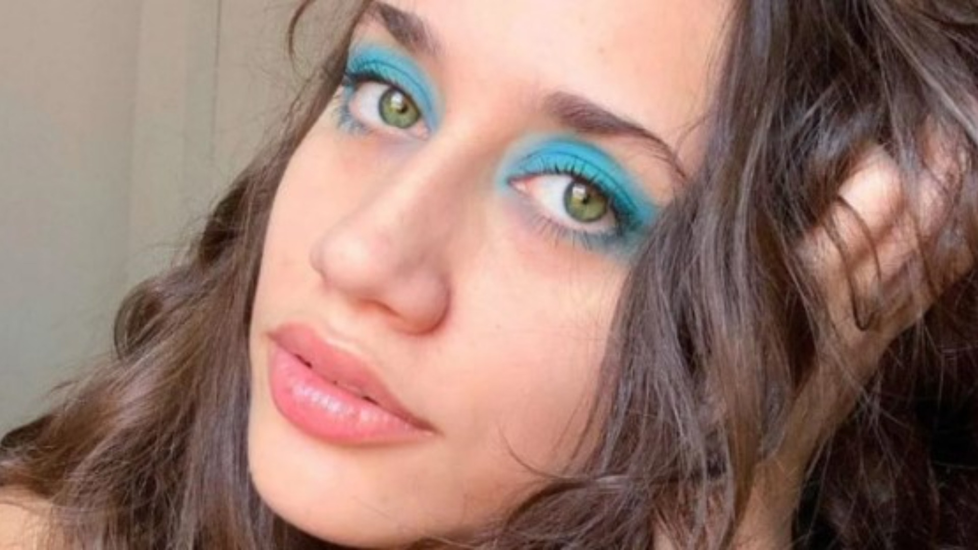 Giovanna Figueiredo, de Mar do Sertão, pratica Lira Circense; conheça modalidade clássica