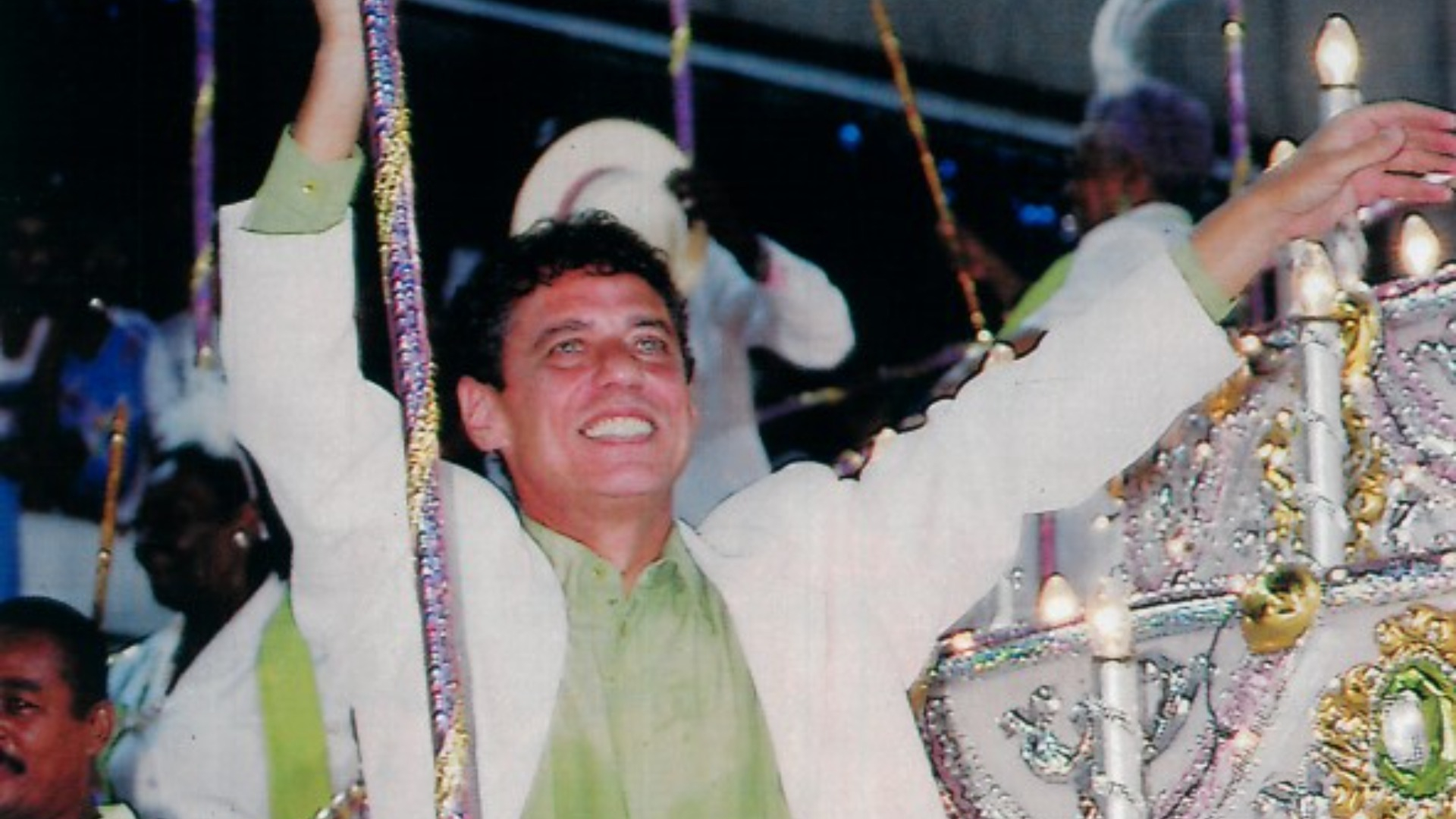 Carnaval: Chico Buarque venceu a timidez e foi aplaudido de pé no Rio de Janeiro