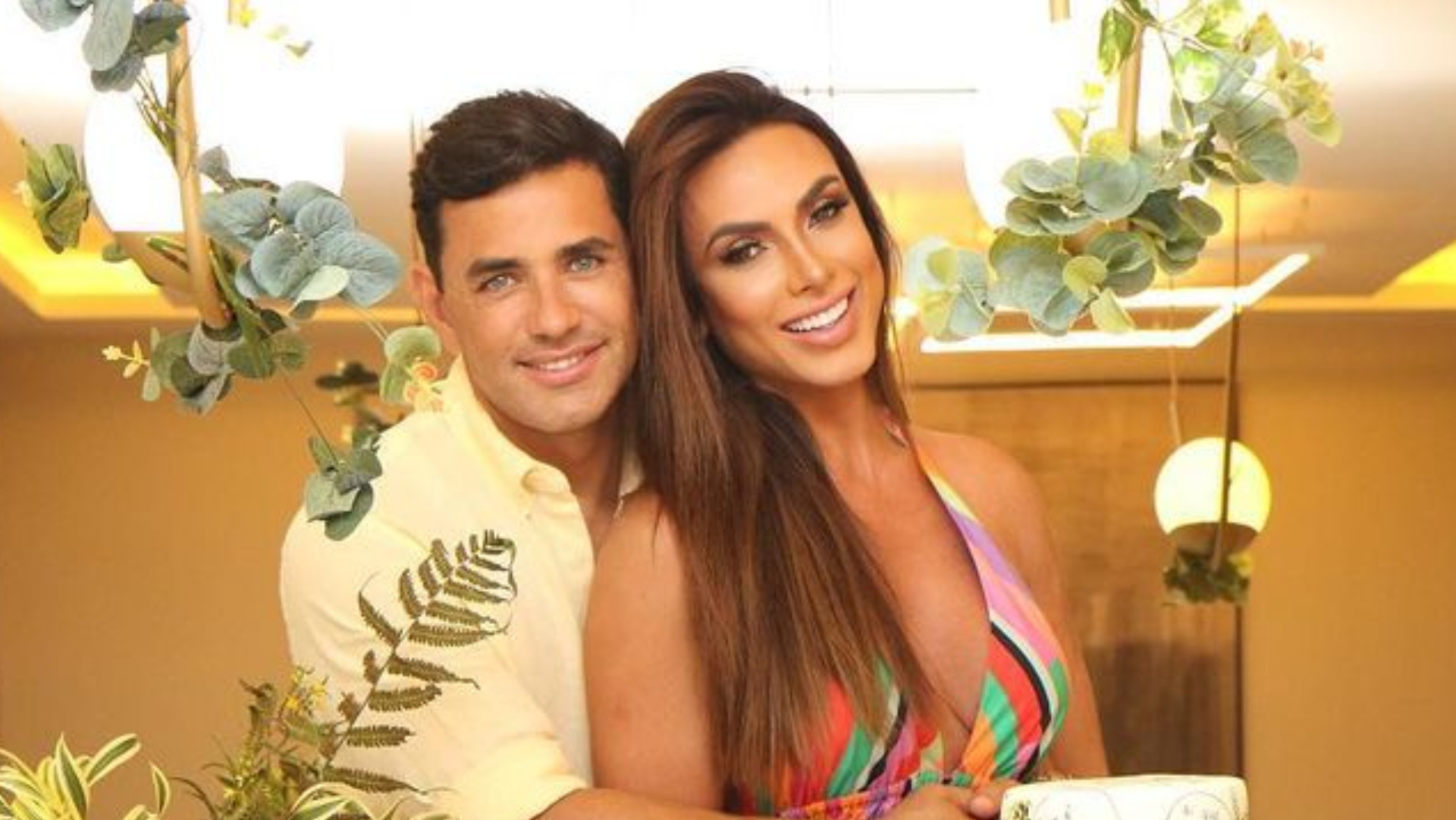 Chega ao fim o namoro de Nicole Bahls e Marcelo Viana