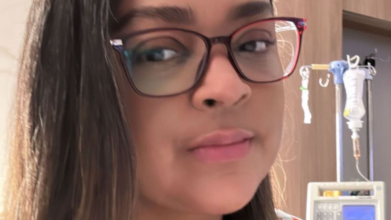 No hospital, Preta Gil relata sessão de quimioterapia: “Cura entrando”