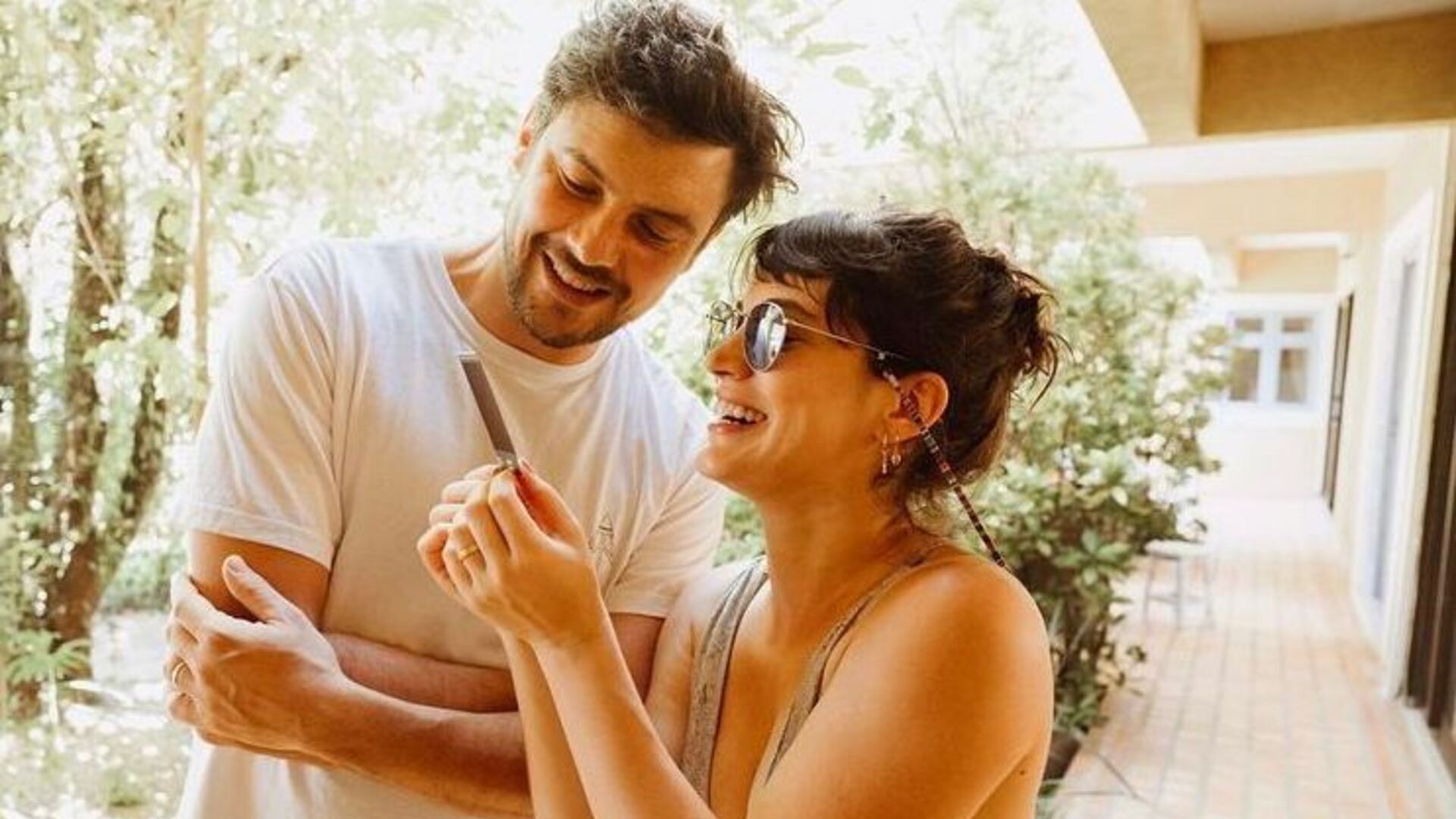 Sérgio Guizé revela motivo de sumiço da esposa Bianca Bin das redes sociais