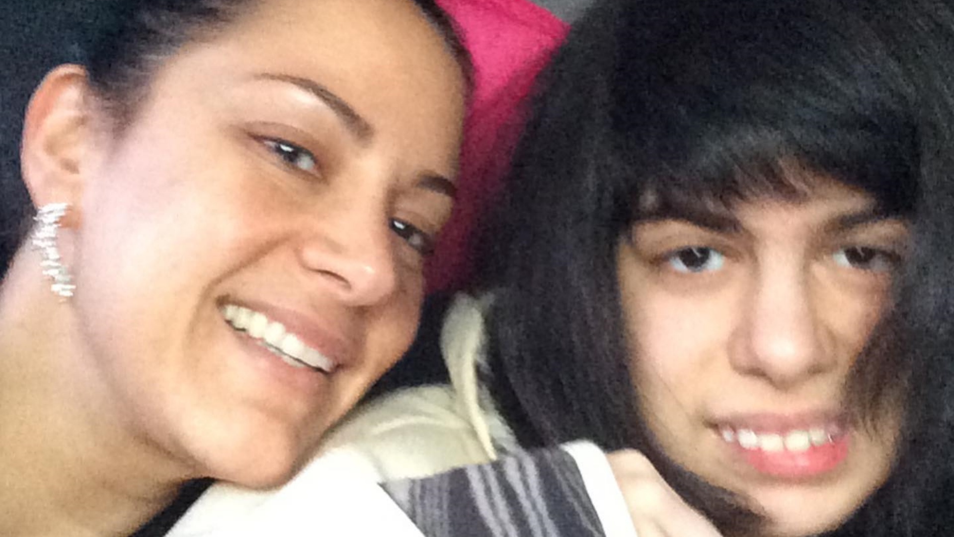 Com cliques raros, Silvia Abravanel presta emocionante homenagem no aniversário da filha