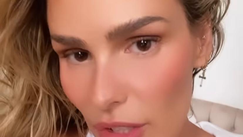 Yasmin Brunet fala sobre preparação para Carnaval e dificuldade de aprender a sambar