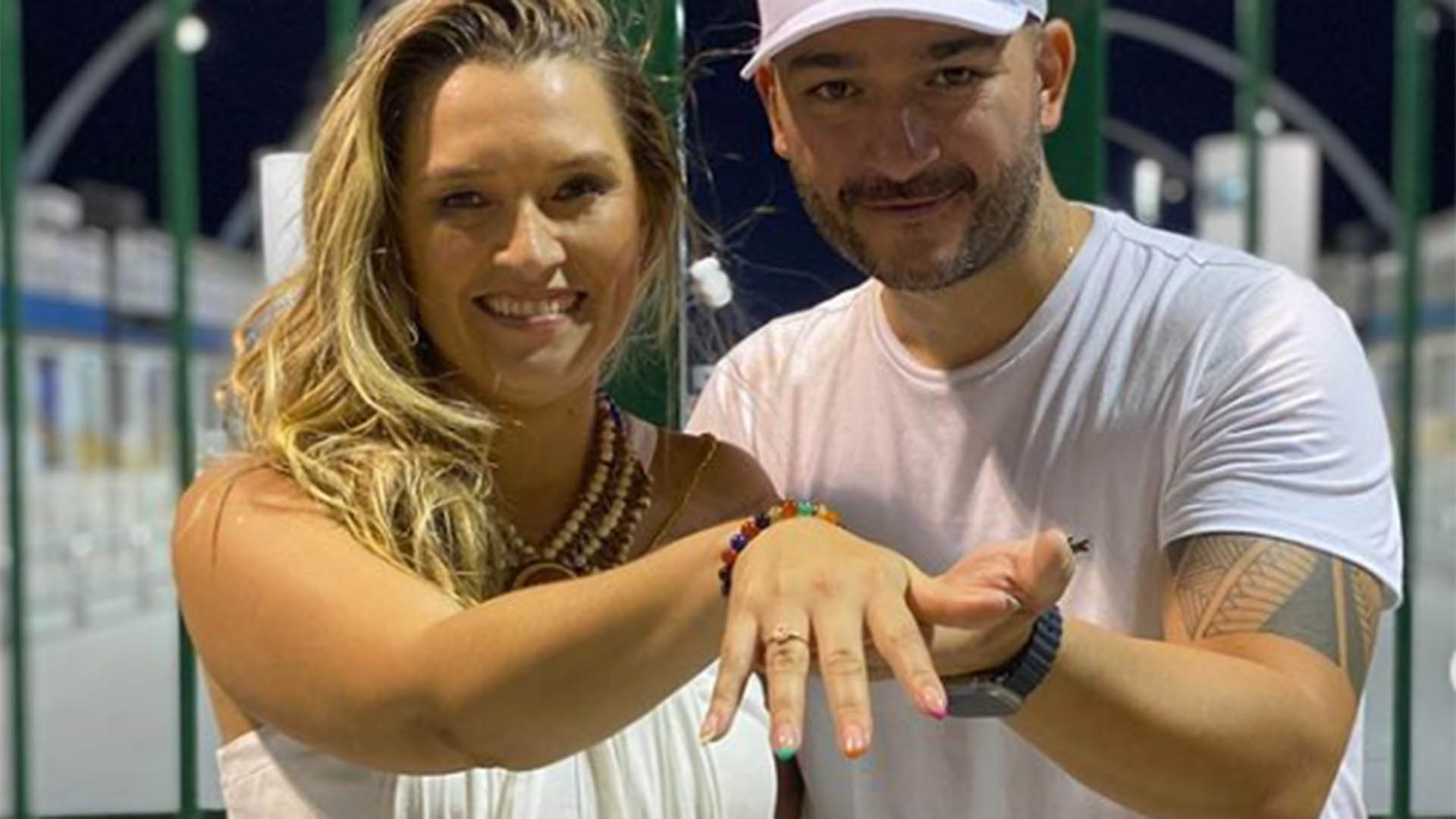 Ana Thais Matos revela que ficou noiva durante pedido no sambódromo