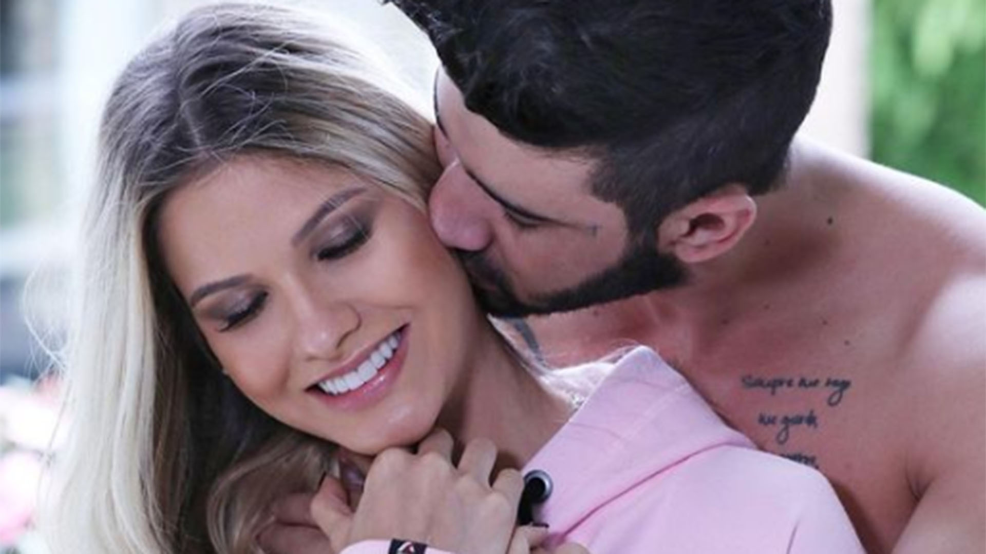 Gusttavo Lima faz elogios para Andressa Suita: ‘Mulher incrível’