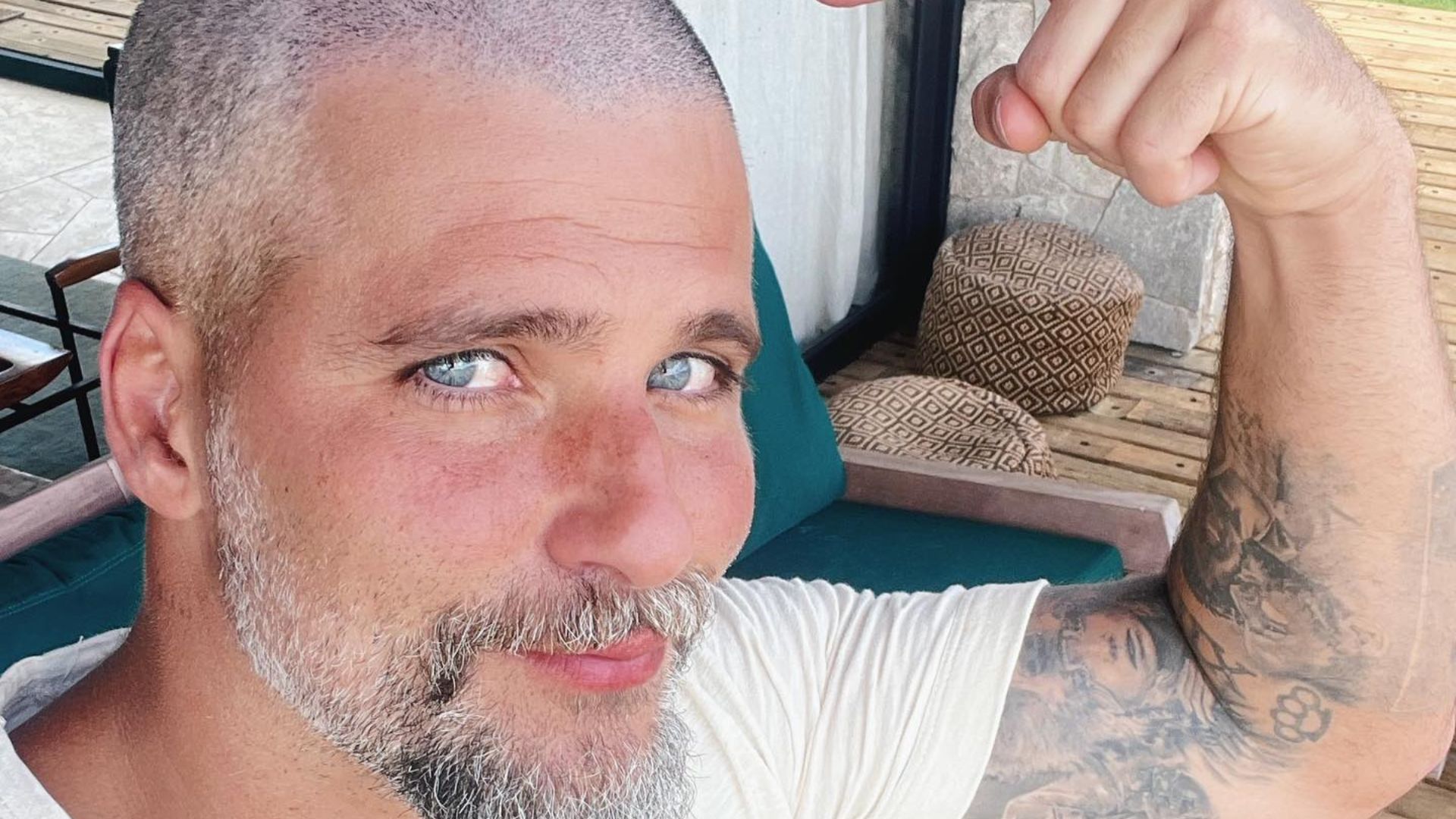 ‘Aqui é corpo fechado’: Bruno Gagliasso foi vítima de intolerância religiosa na internet