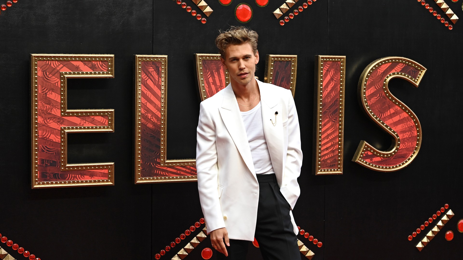 Preparadora de Austin Butler diz que ele pode soar como Elvis por toda a vida