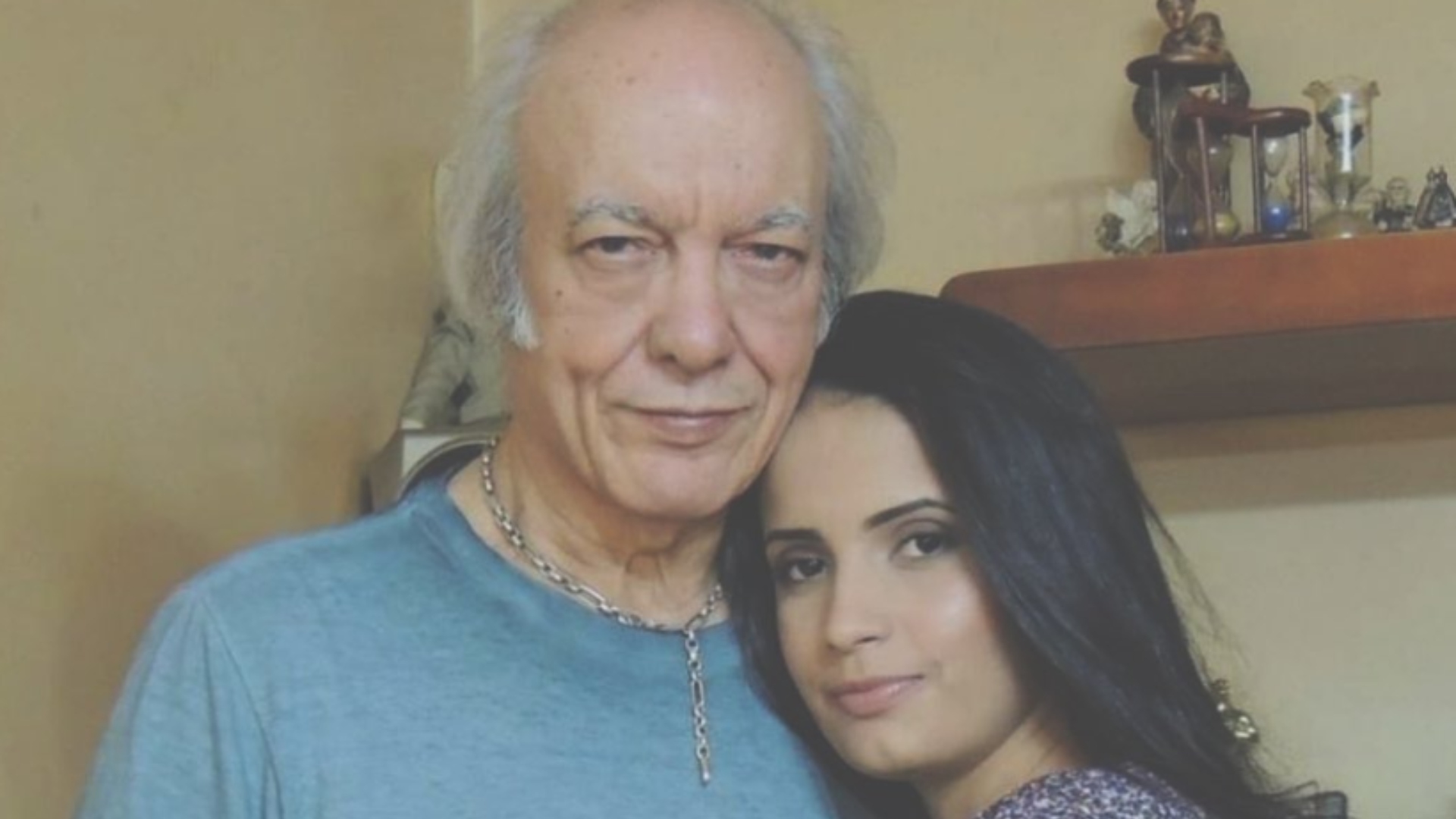 Viúva de Erasmo Carlos relata experiência sobrenatural com televisão