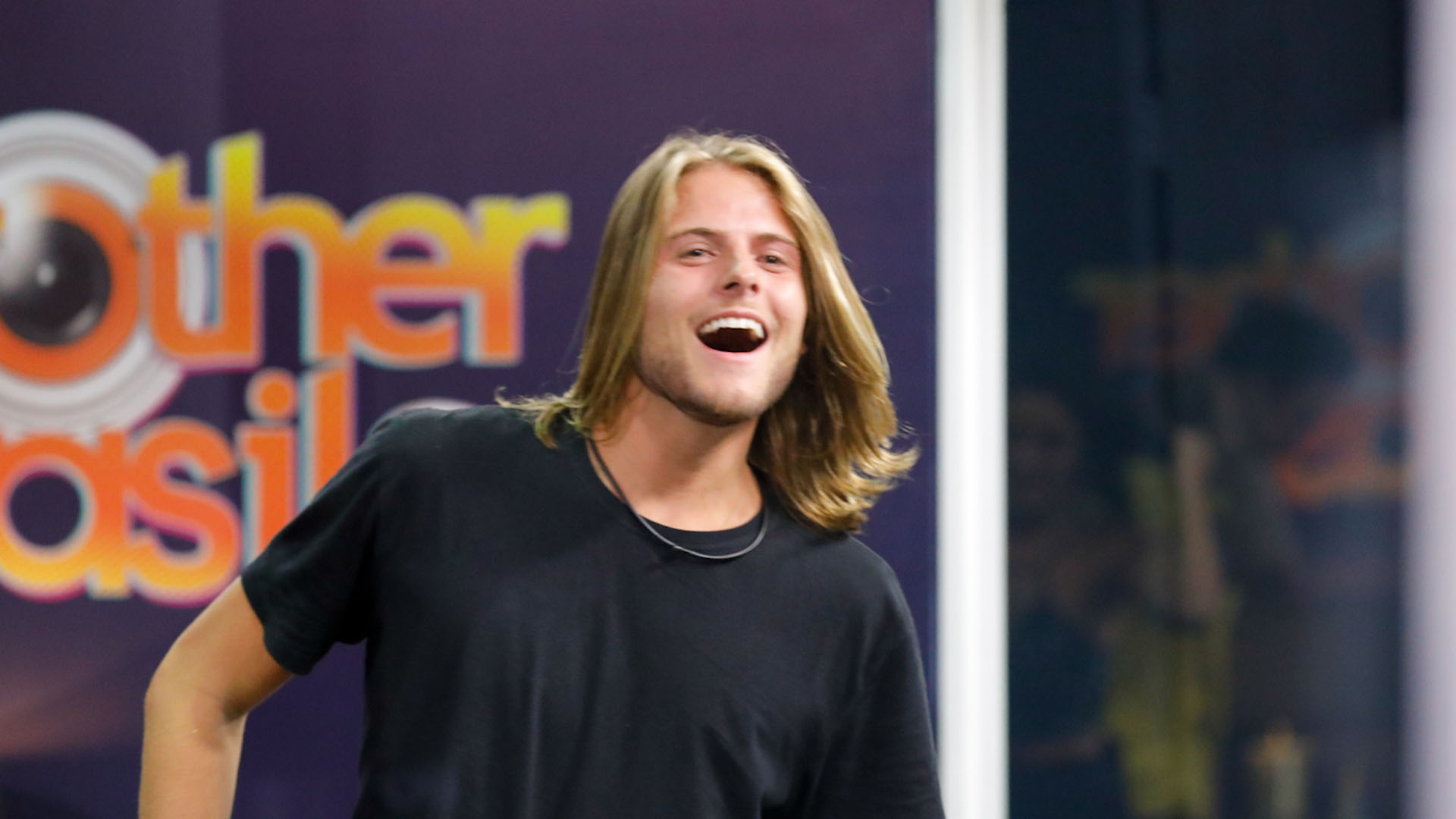 Casa de Vidro: ex-BBB Daniel revela como é o banheiro