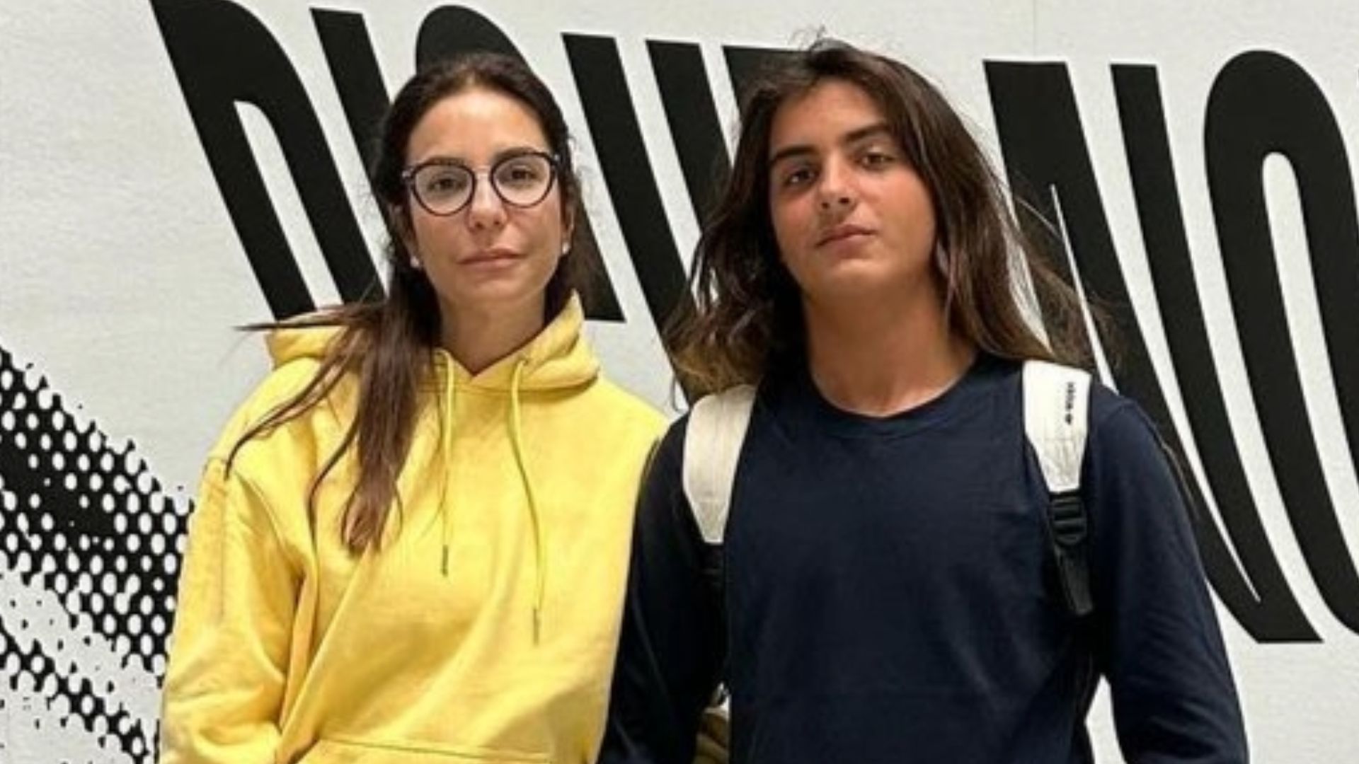 Filho de Ivete Sangalo curte sábado de praia no litoral baiano; veja imagem