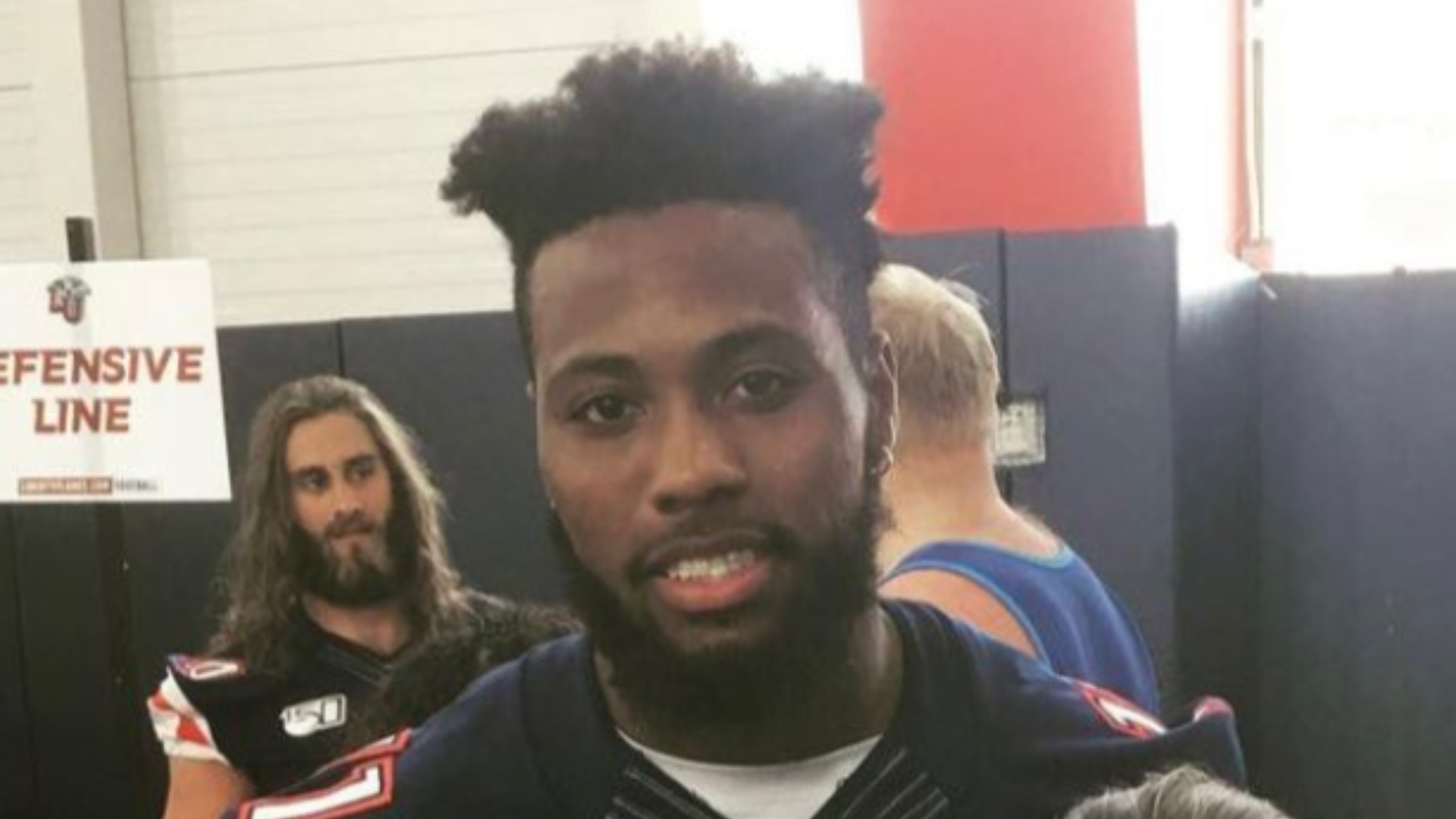 Morre aos 25 anos de idade o ex-astro da NFL Jessie Lemonier