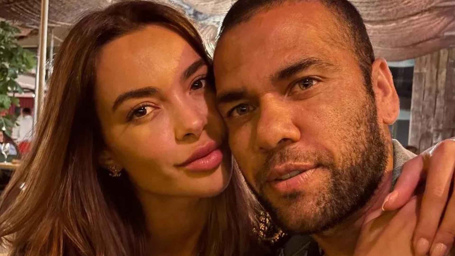 Segundo jornal espanhol, Joana Sanz fez pacto secreto com Daniel Alves