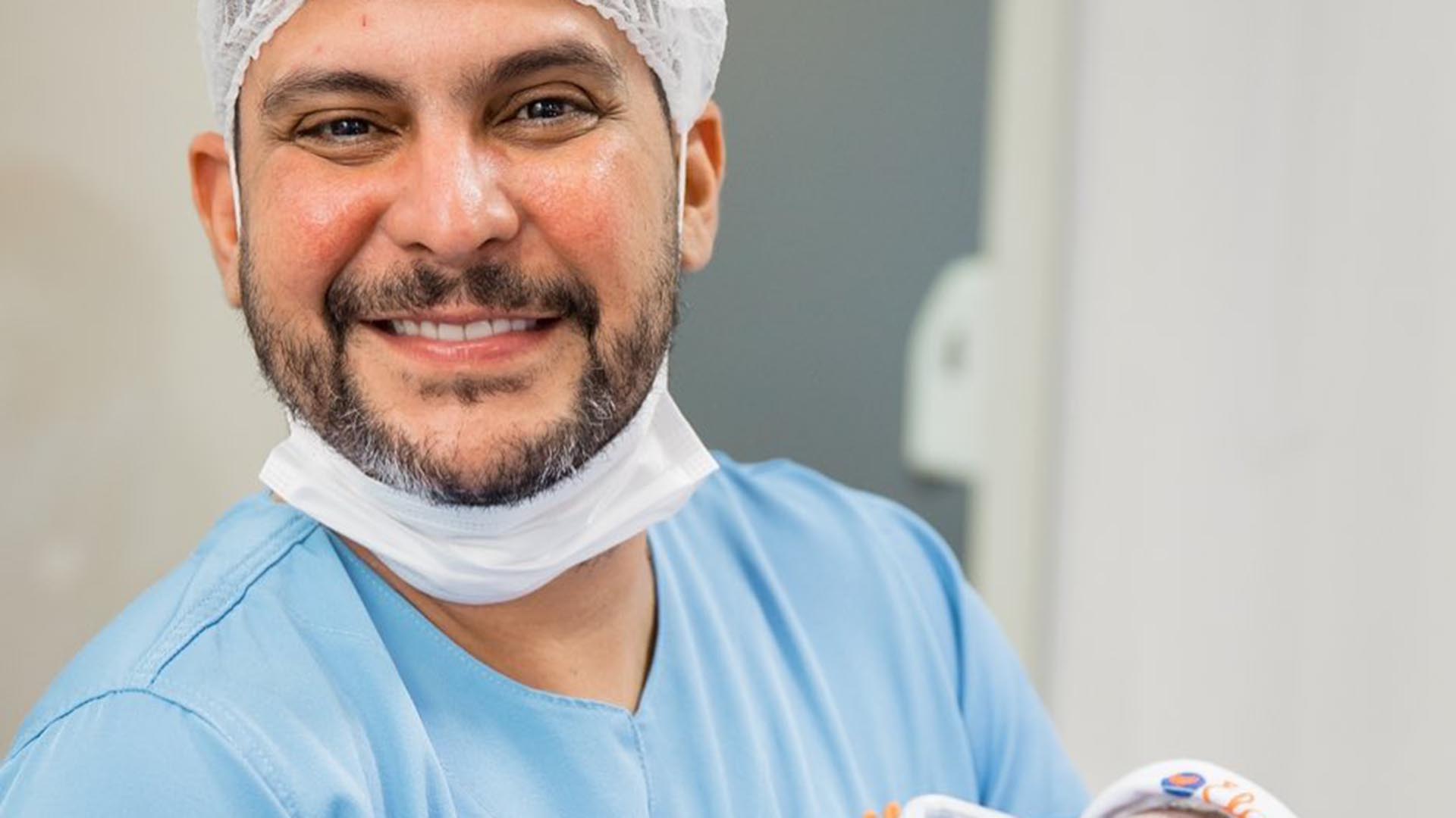 Sertanejo Jorge mostra as primeiras fotos com a filha recém-nascida