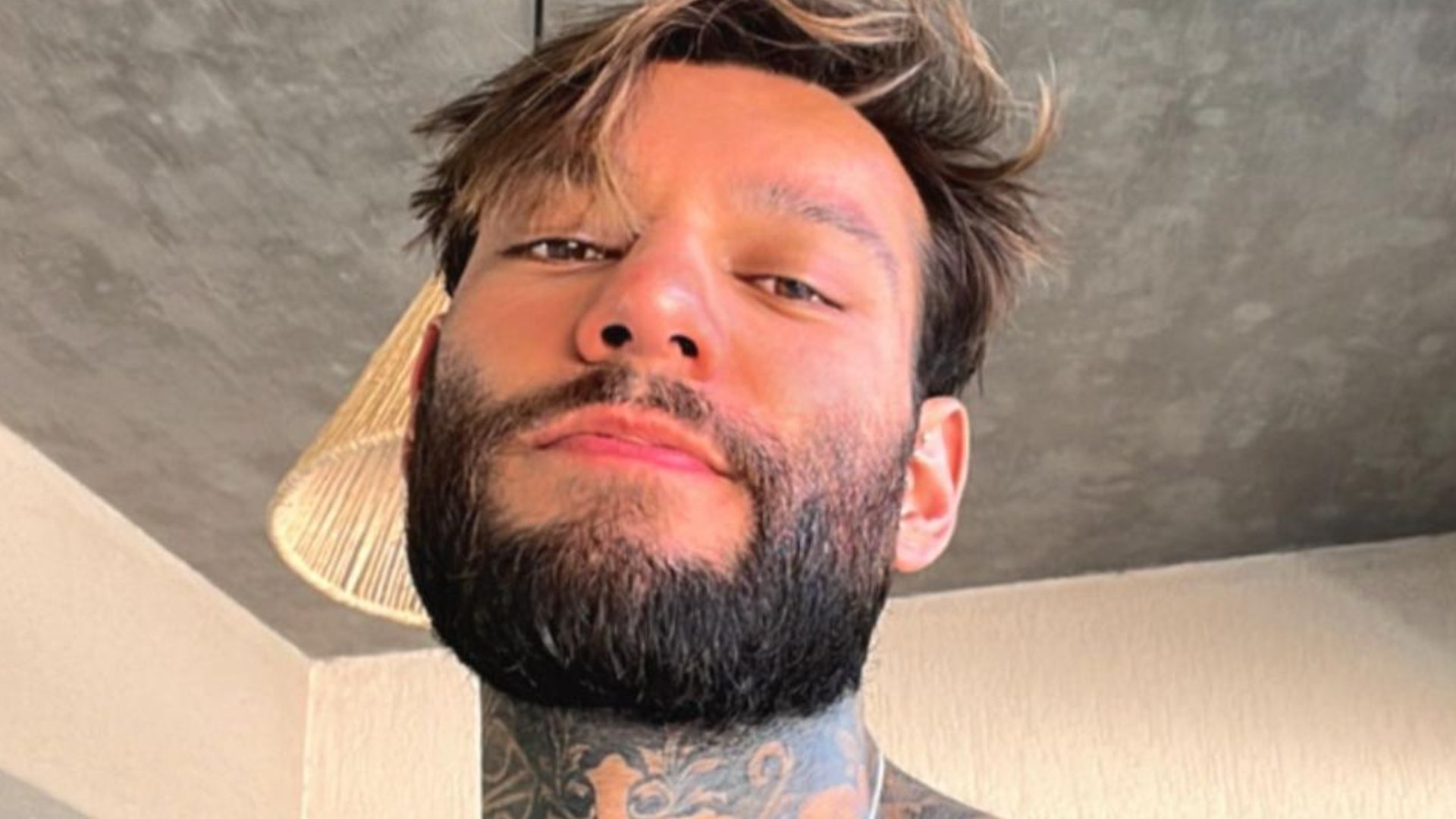 Lucas Lucco cancela shows após recomendação médica