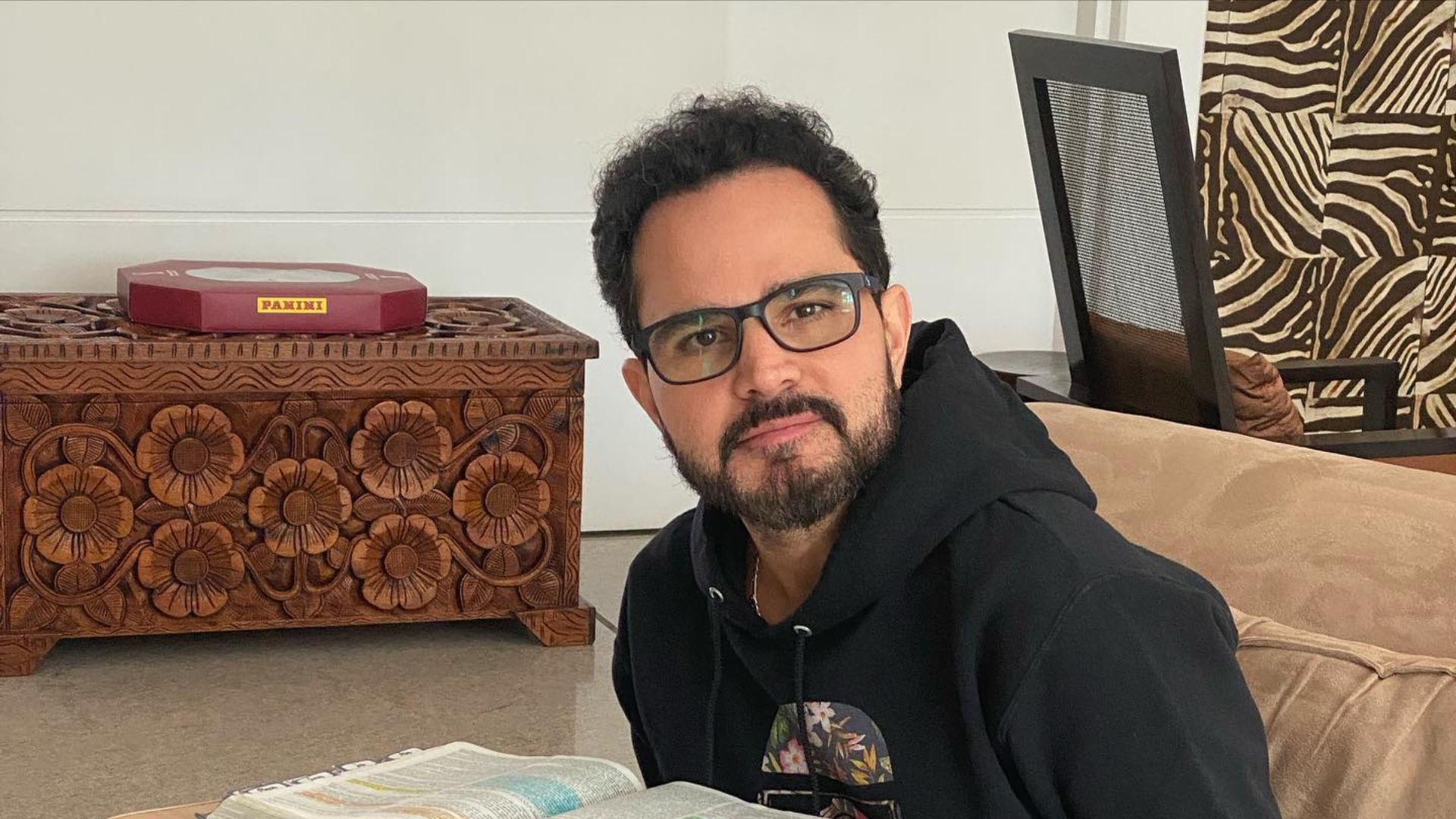 Além de Luciano Camargo, veja lista de famosos que também são avós