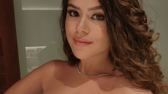 Maisa ousa em look e seguidores brincam: “Pensei que fosse um lençol”