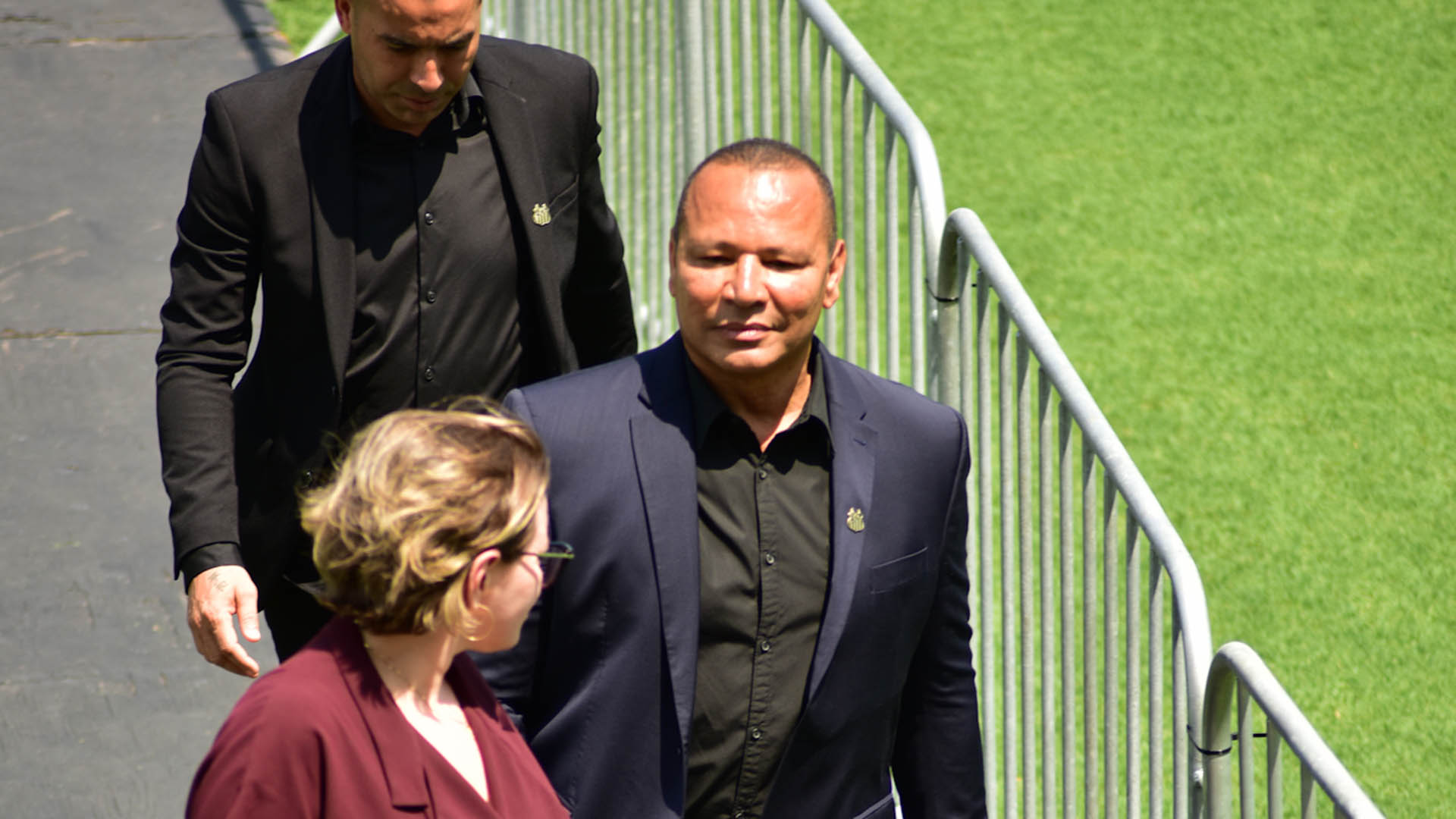 Pai de Neymar Jr explica o motivo da ausência do filho no velório de Pelé