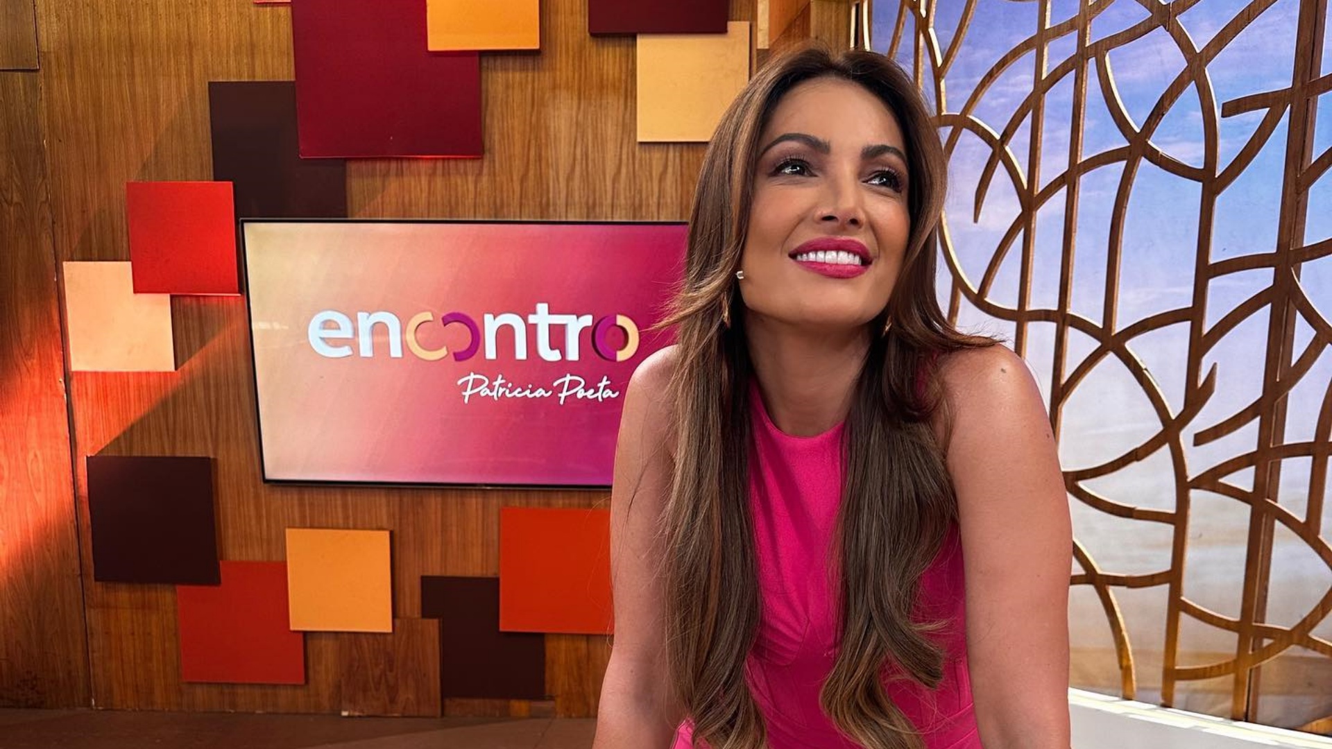Ao lado da equipe, Patrícia Poeta celebra seis meses no comando do ‘Encontro’