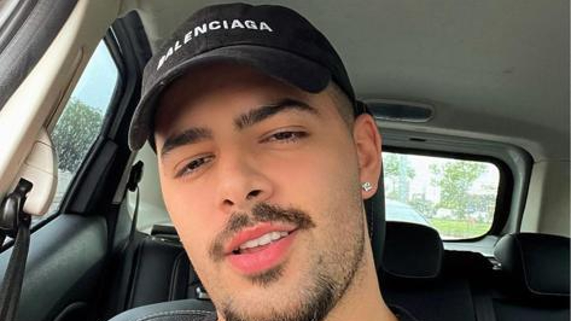 BBB23: Pedro Sampaio declara apoio para brother após fala sobre bissexualidade