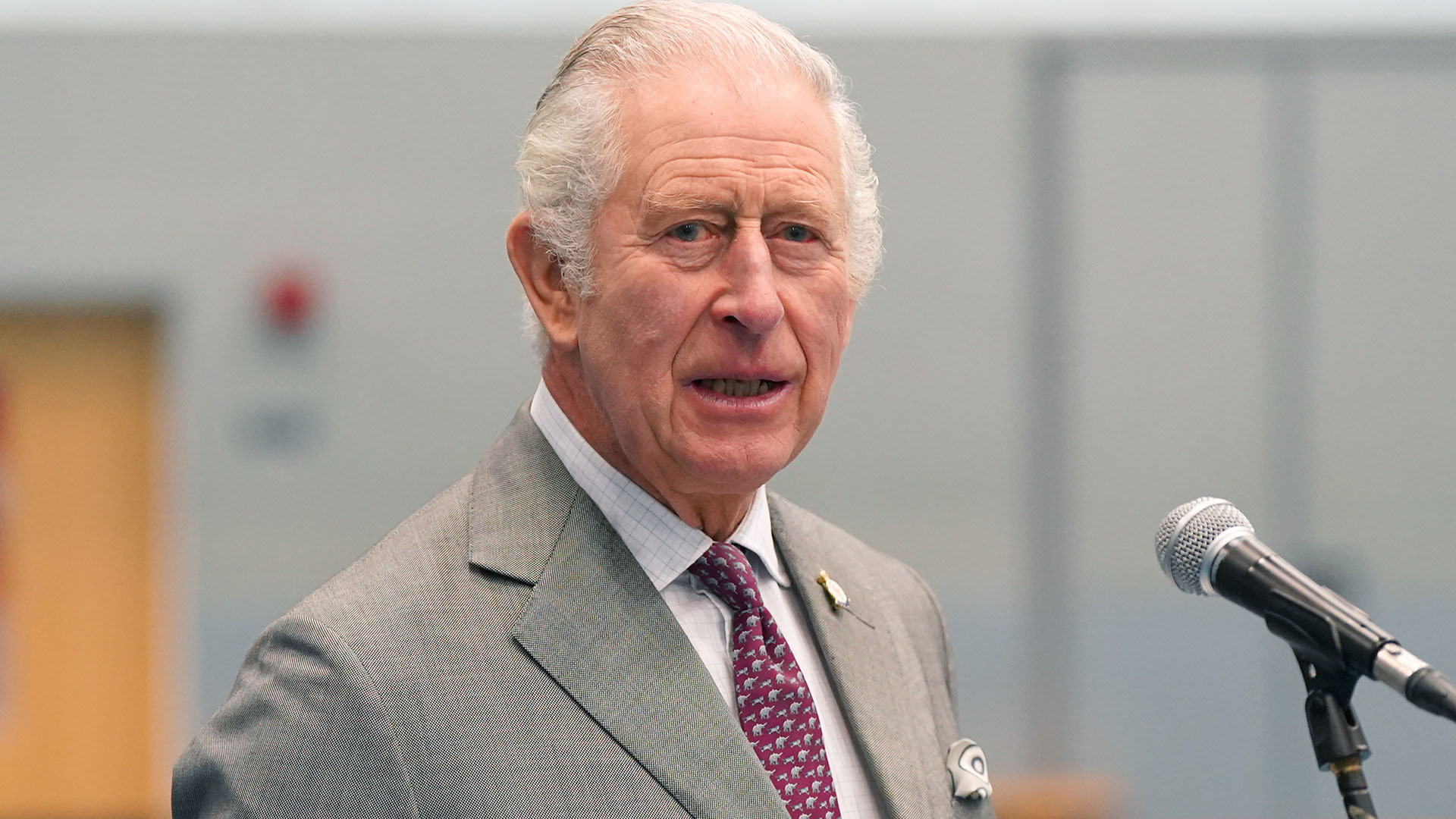Saiba qual é o salário para ser jardineiro do Rei Charles III