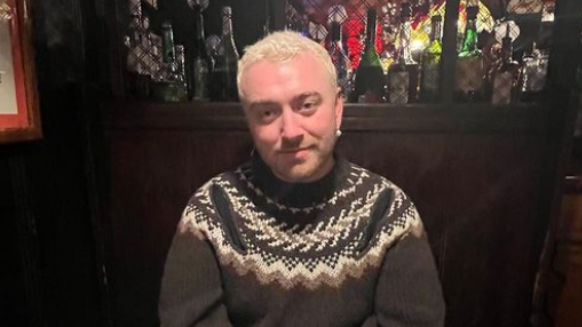 Sam Smith revela que foi banido de aplicativos de namoro: ‘Pensaram que não era eu’