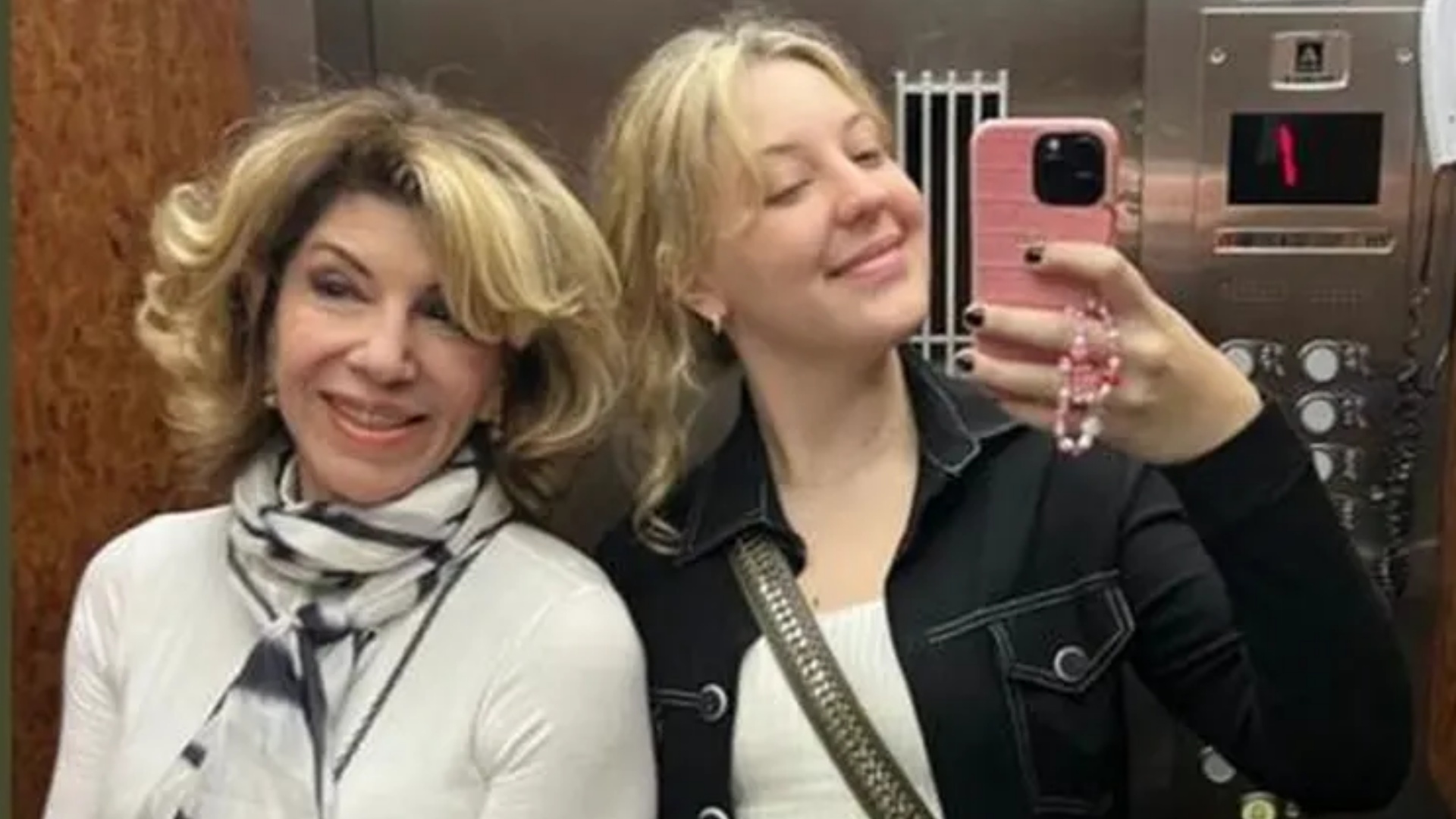 Silvia Poppovic viaja com a filha após morte do marido: “Colocar a tristeza de lado”