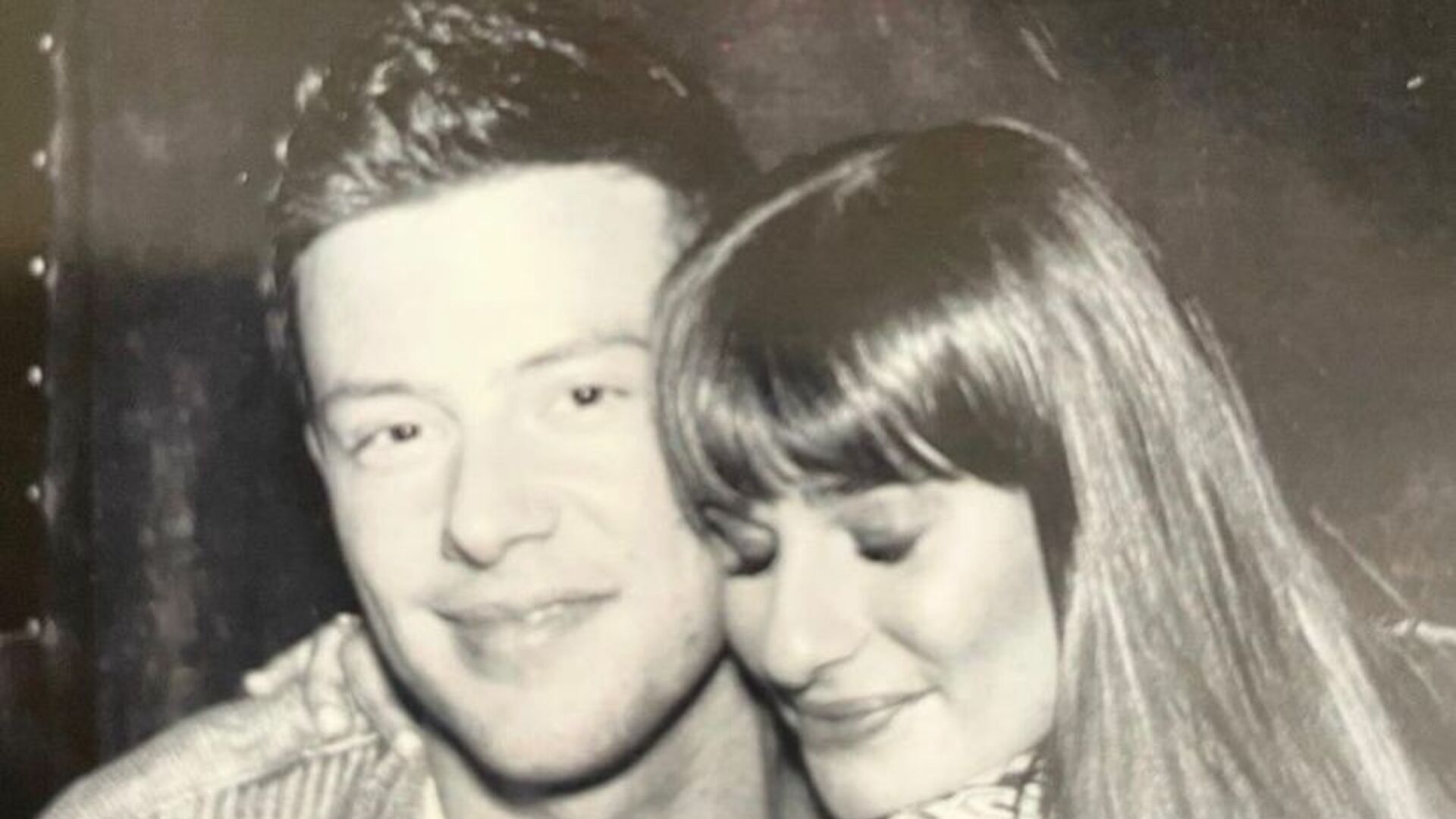 Lea Michele faz homenagem emocionante ao ator Cory Monteith: “Sinto sua falta”