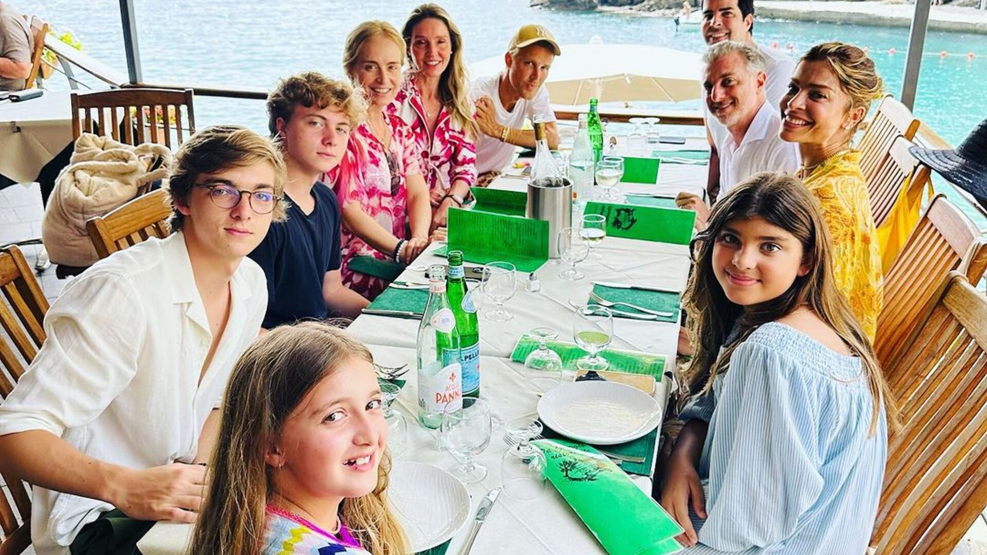 Na Itália, Angélica e Grazi Massafera reúnem filhos para almoço: ‘Incrível’