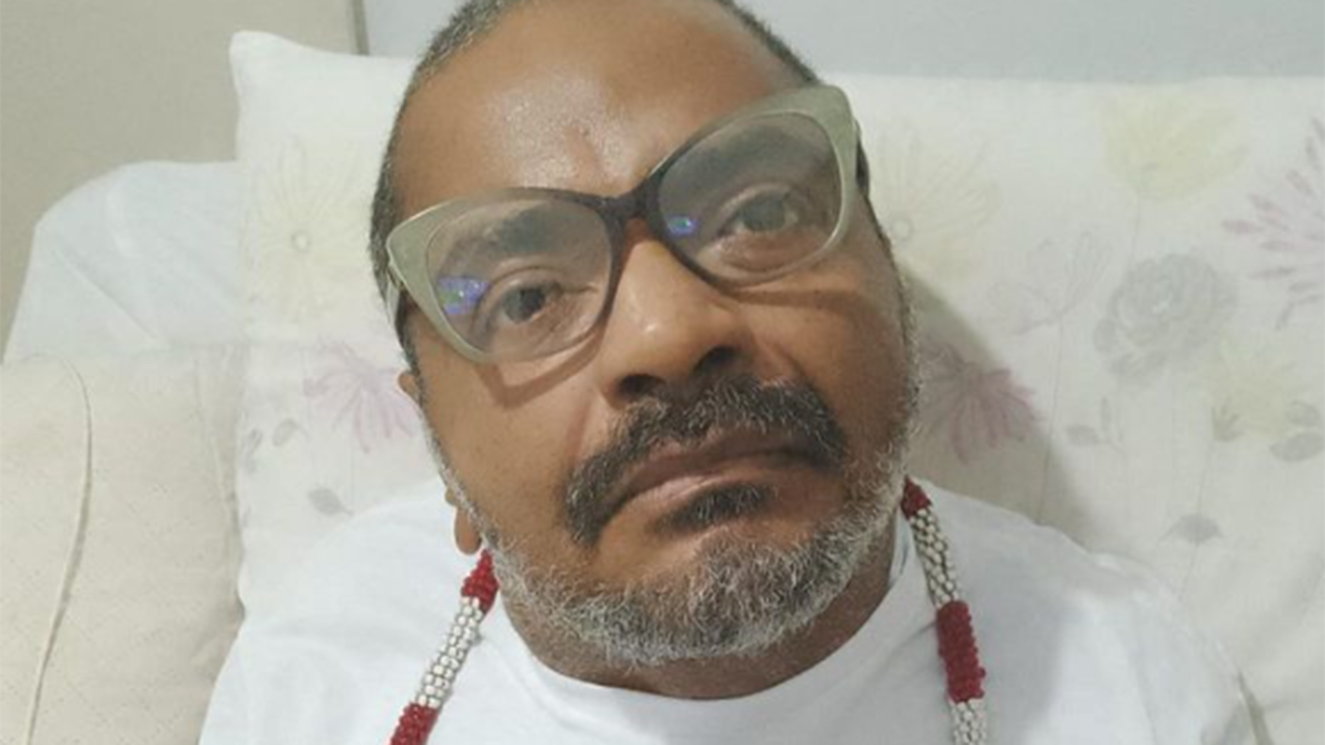 Arlindo Cruz está internado no CTI de hospital no Rio de Janeiro