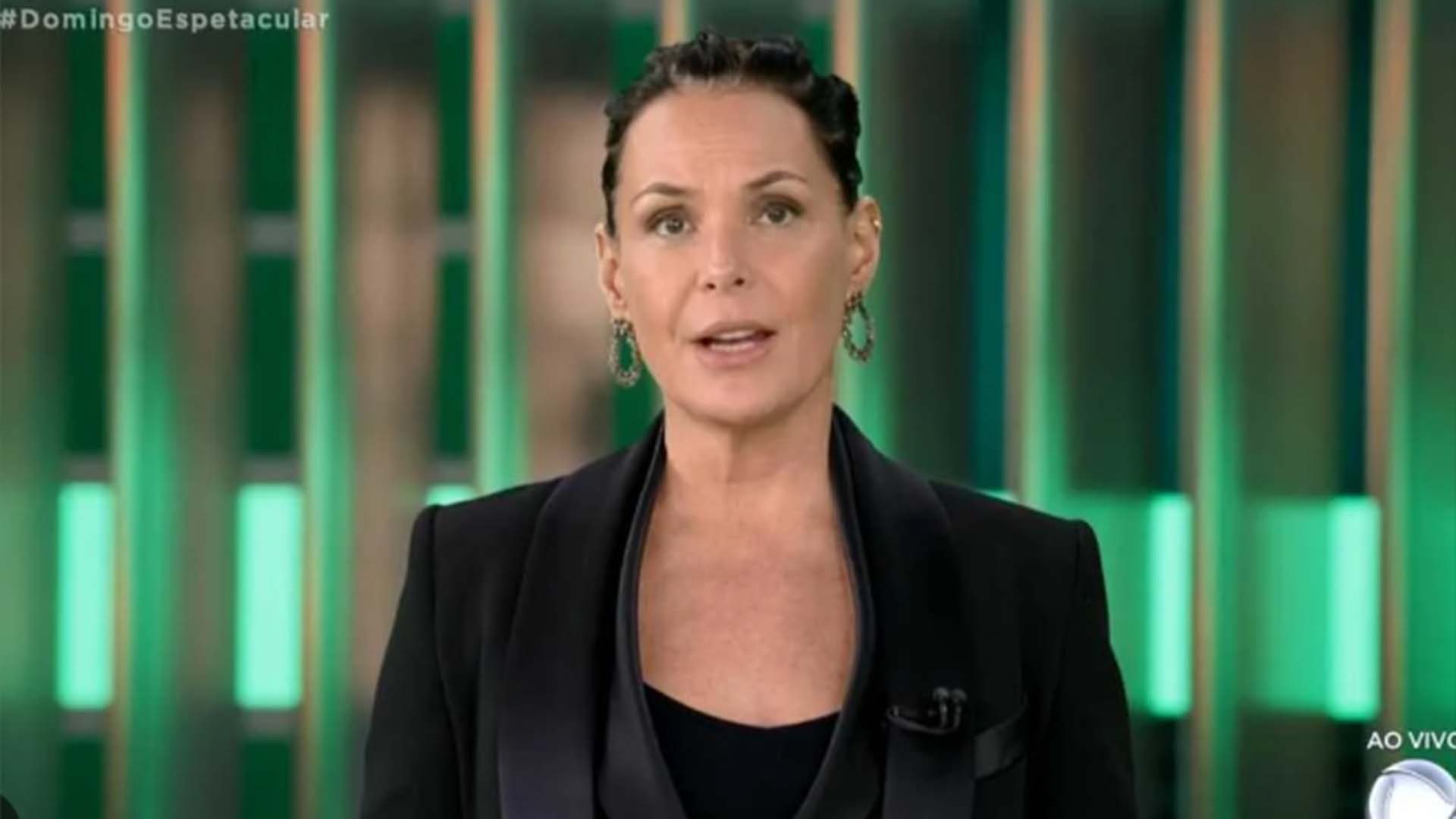 Carolina Ferraz vai sair do Domingo Espetacular? Record se pronuncia