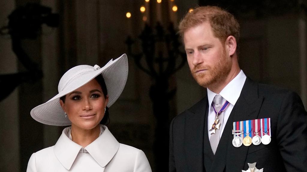 Estrelas de Hollywood evitam Harry e Meghan com medo de se indispor com WIlliam e Kate Middleton