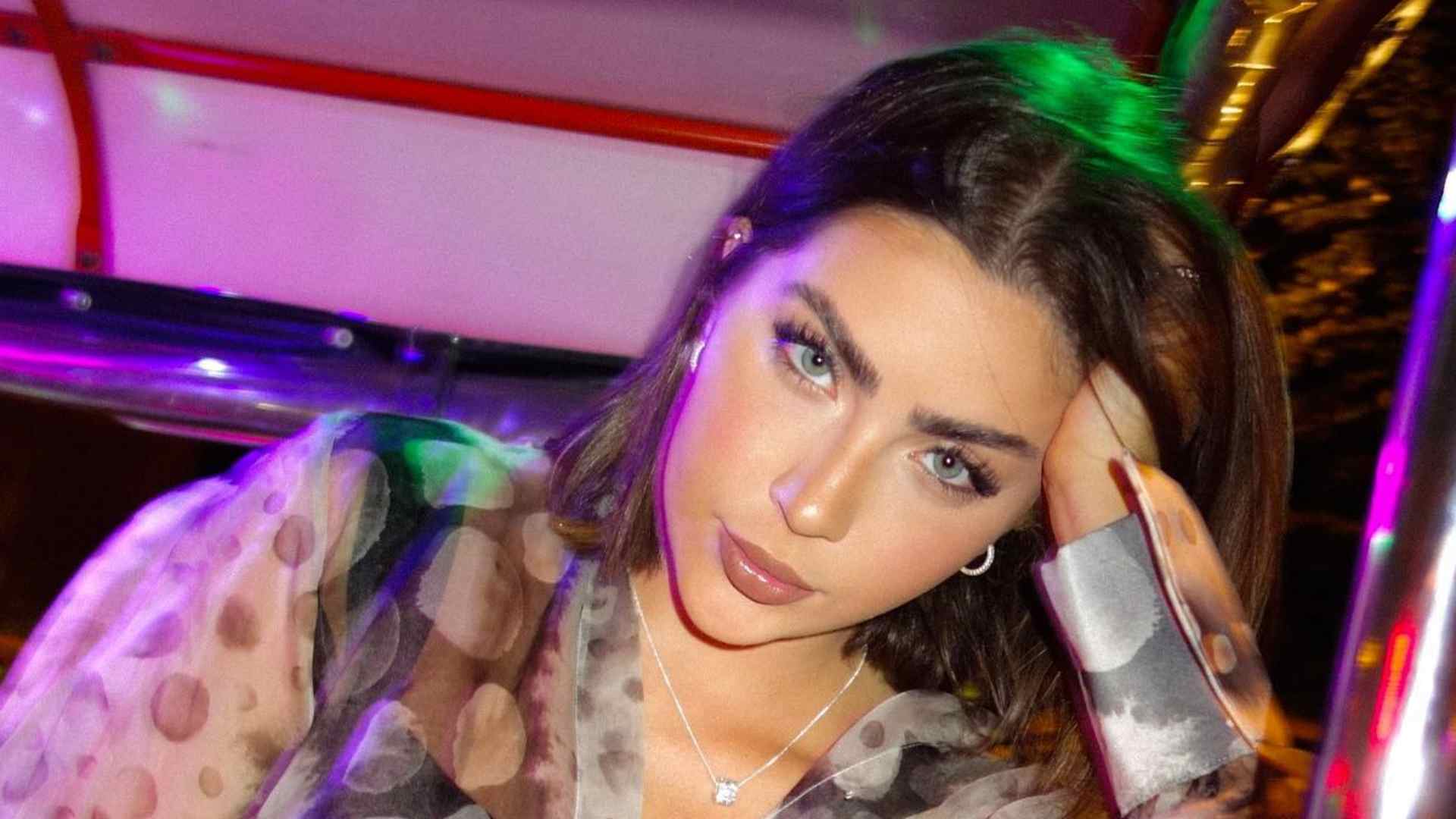Jade Picon exibe corpão definido durante passeio por Bangkok: “Perfeição”