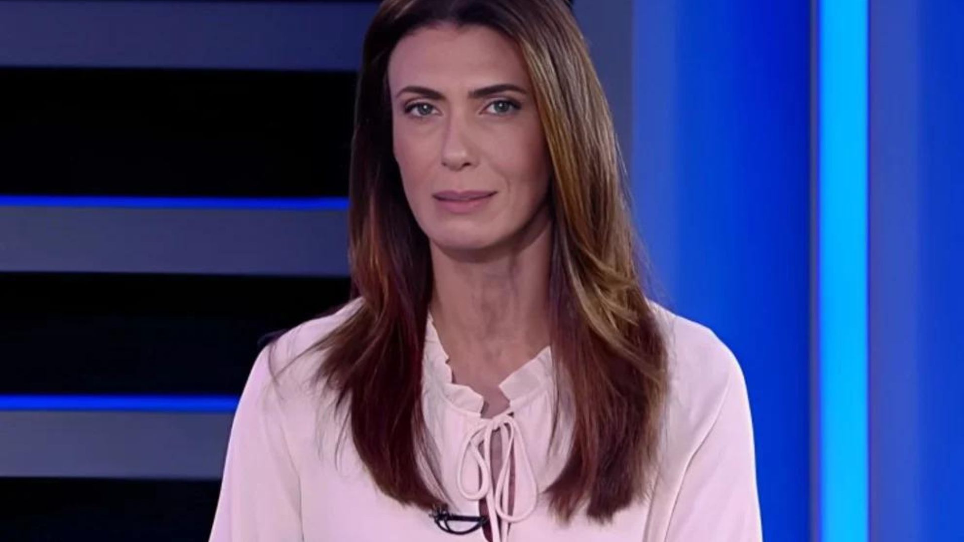 Demitida após 19 anos, Janine Borba não descarta transição de carreira: “Quem sabe?”