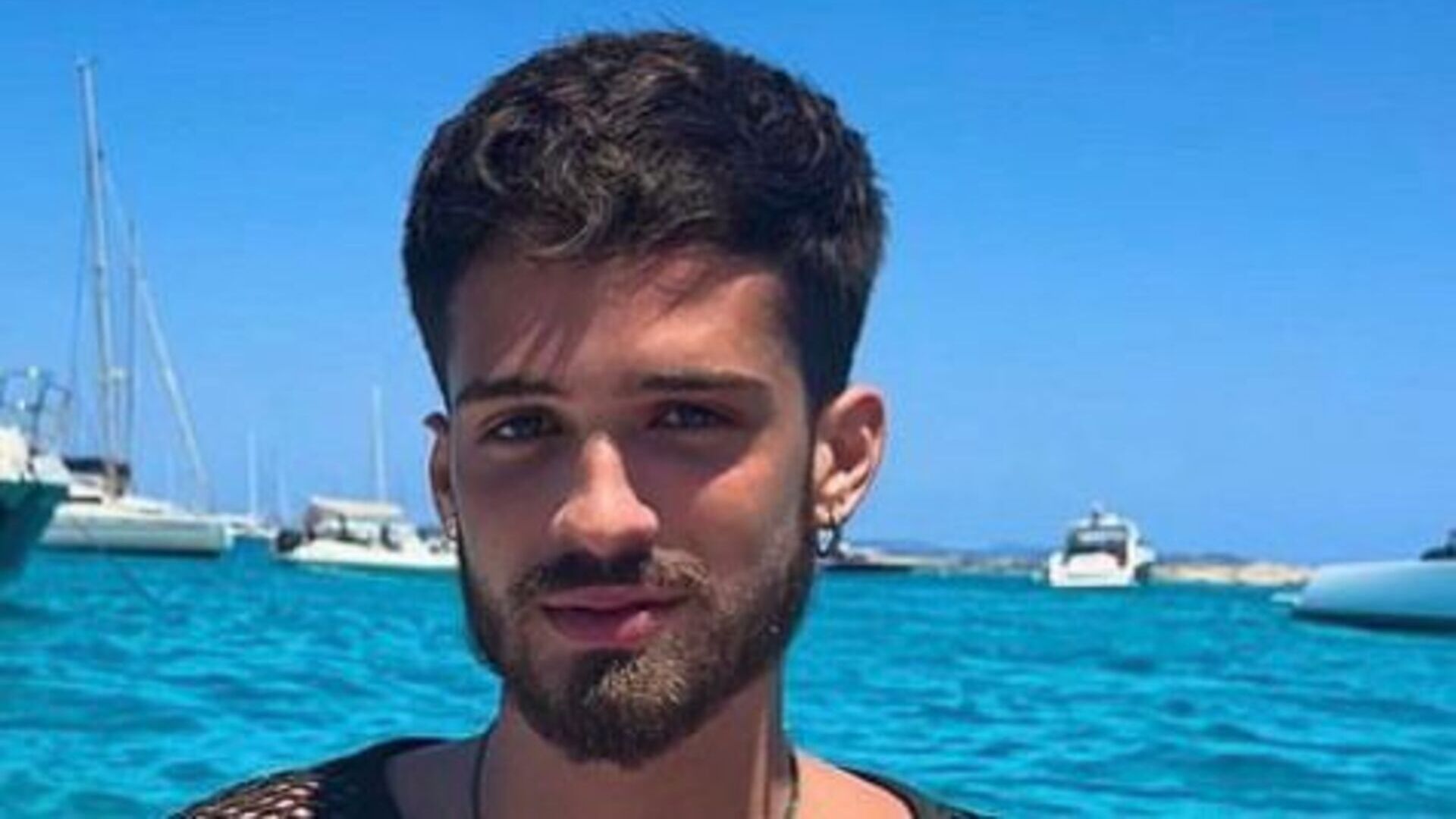 João Guilherme leva fãs à loucura com novas fotos de viagem: “Mais quente”