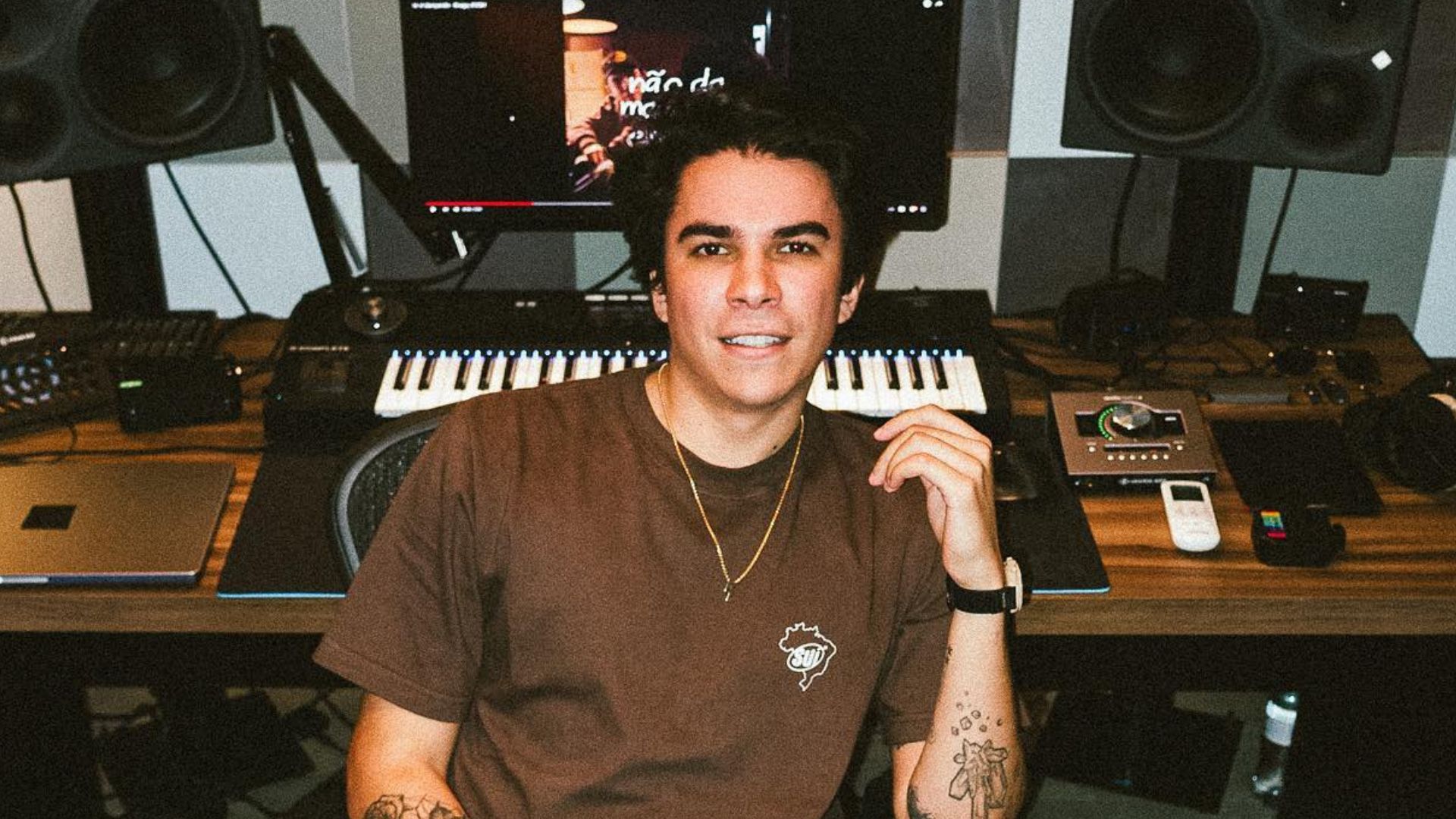 DJ mineiro usa acampamento para criar músicas: ‘Diferente’